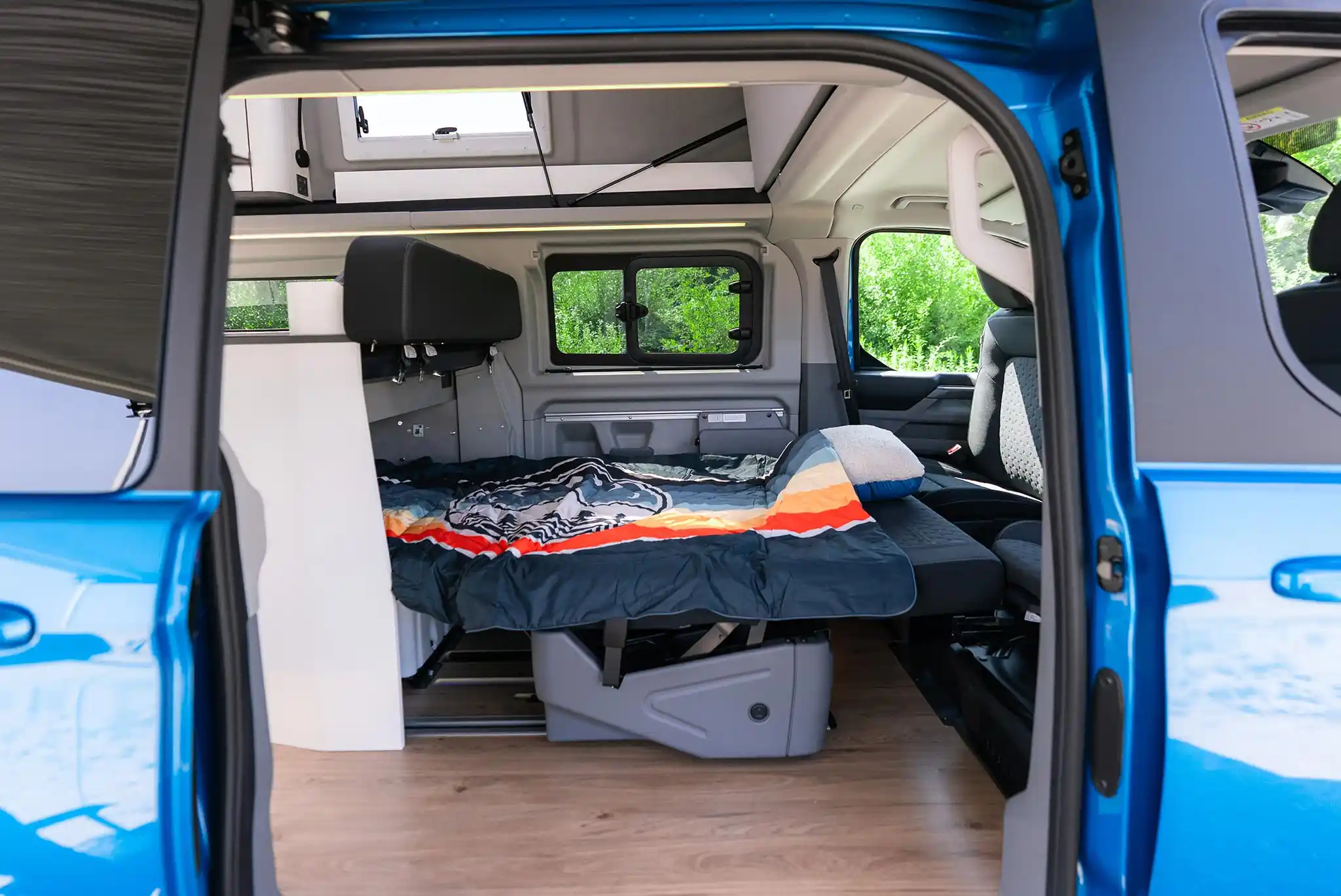 Ford_Nugget_Hochdach_2025-28-LOW_ergebnis