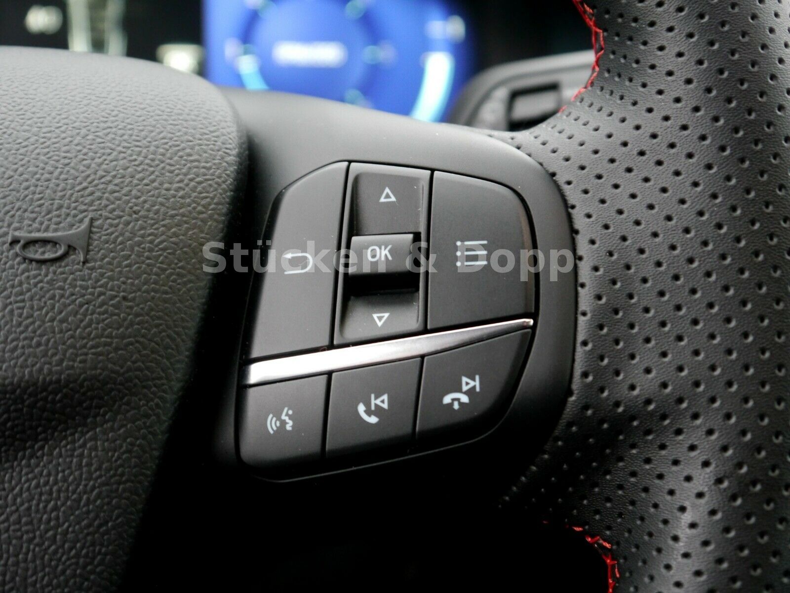 Fahrzeugabbildung Ford Puma 1.5 EcoBlue ST-Line X *Dienstwagen* + ACC+.