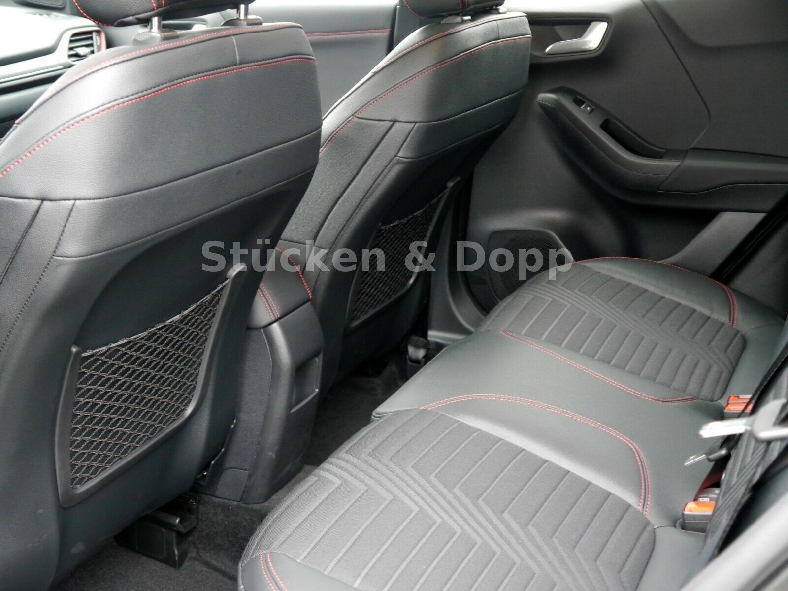 Fahrzeugabbildung Ford Puma 1.5 EcoBlue ST-Line X *Dienstwagen* + ACC+.