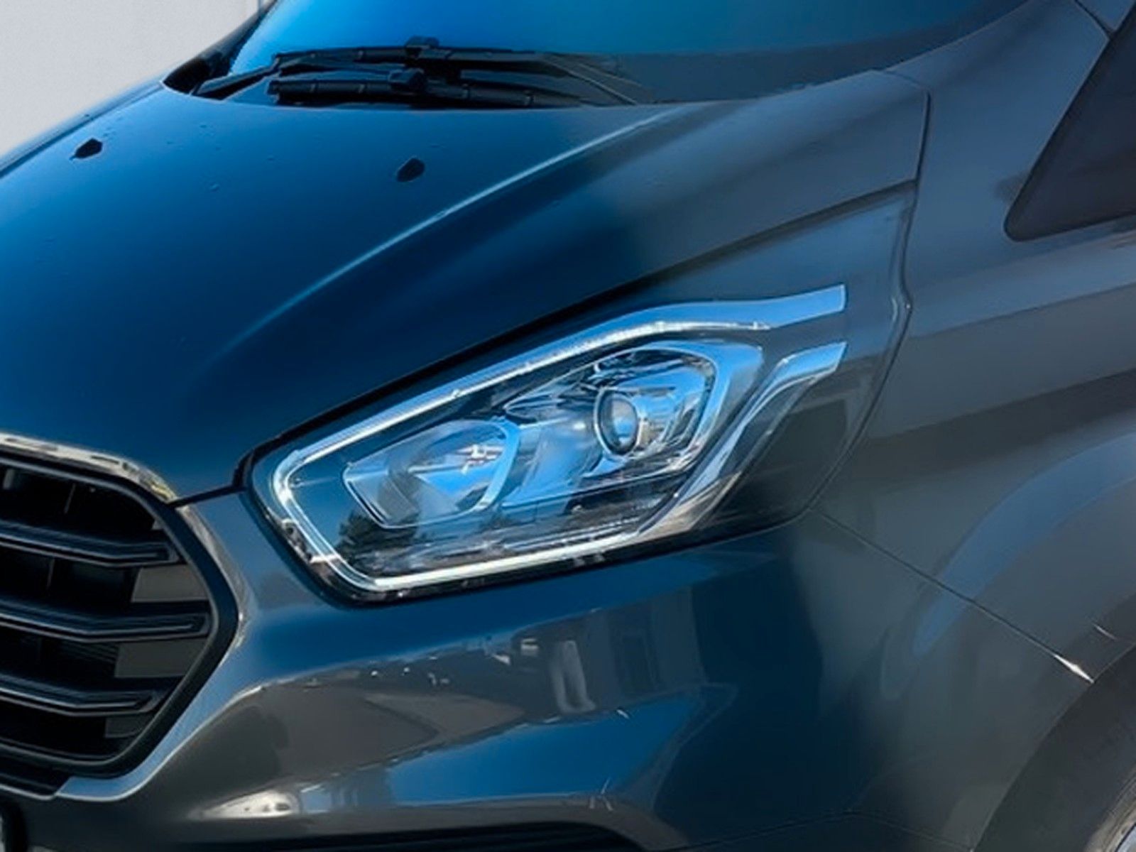 Fahrzeugabbildung Ford Nugget Trend Aufstelldach LED Lichtpaket SOFORT