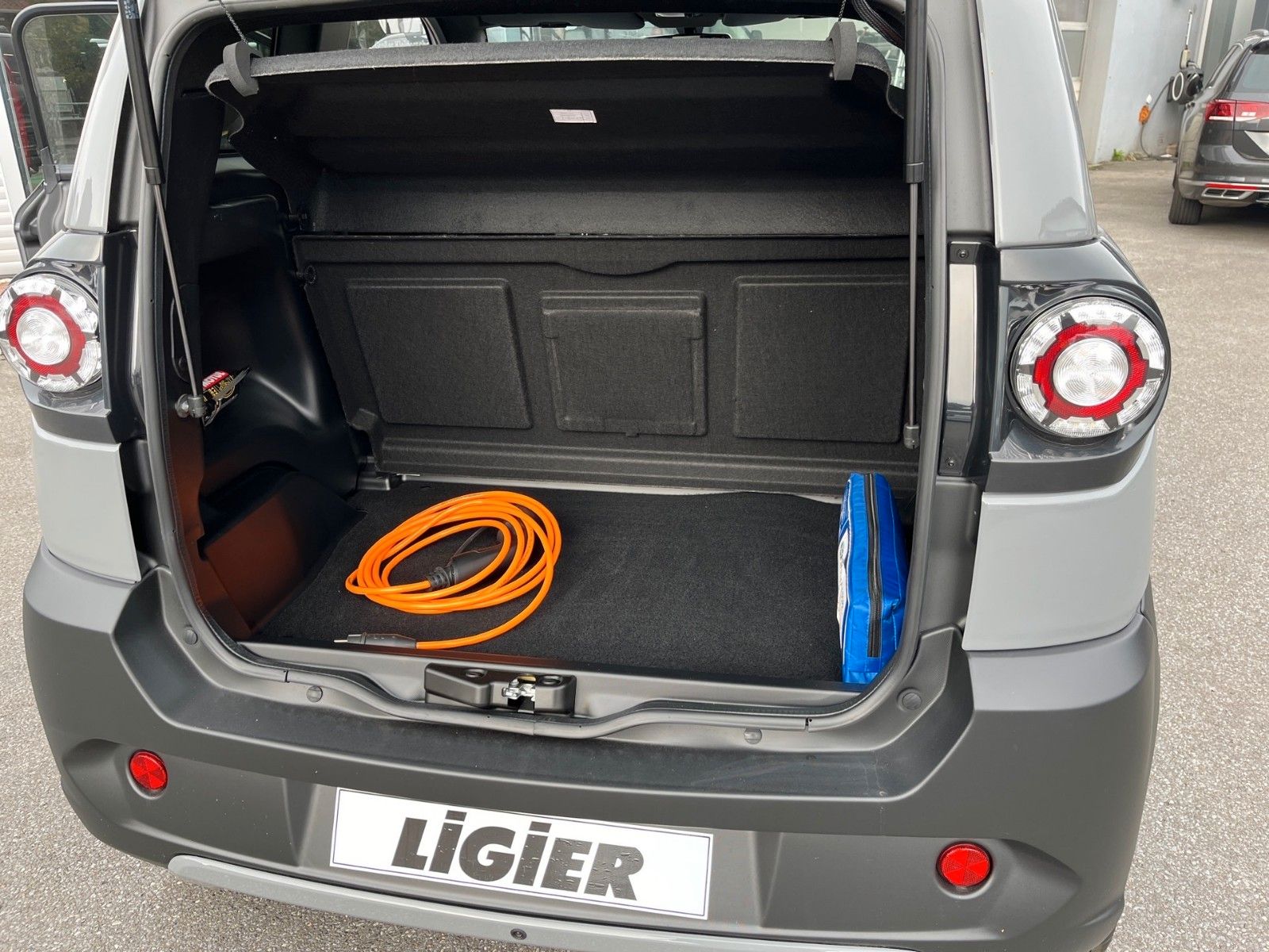 Fahrzeugabbildung Ligier Myli R.ebel
