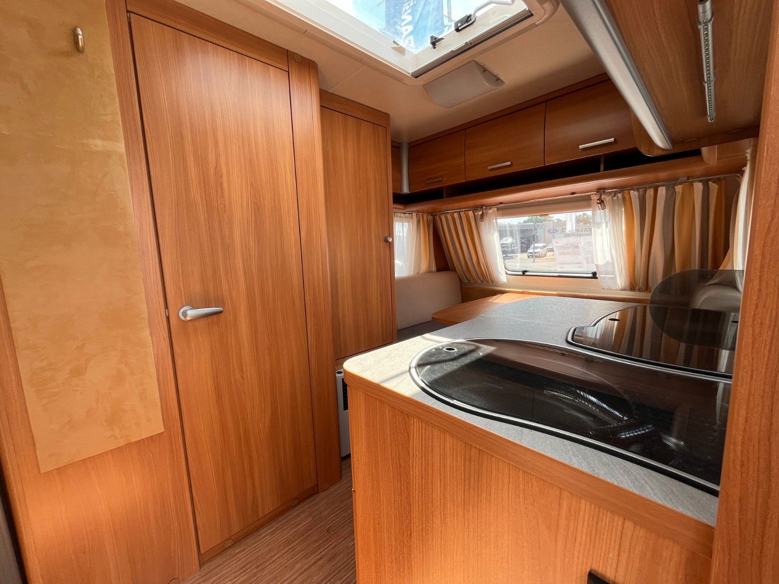 Fahrzeugabbildung Knaus Sport 400 LK
