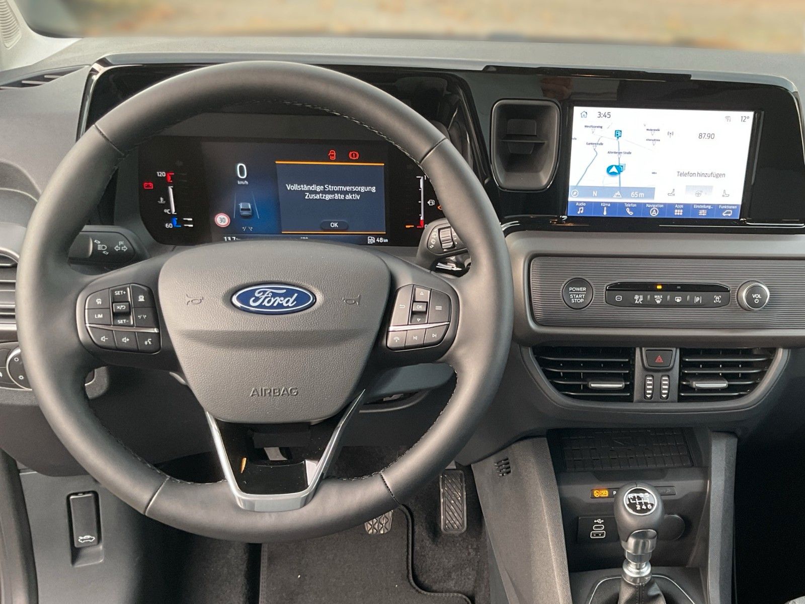 Fahrzeugabbildung Ford Tourneo Courier 1.0 EcoBoost Titanium+Kamera+ACC