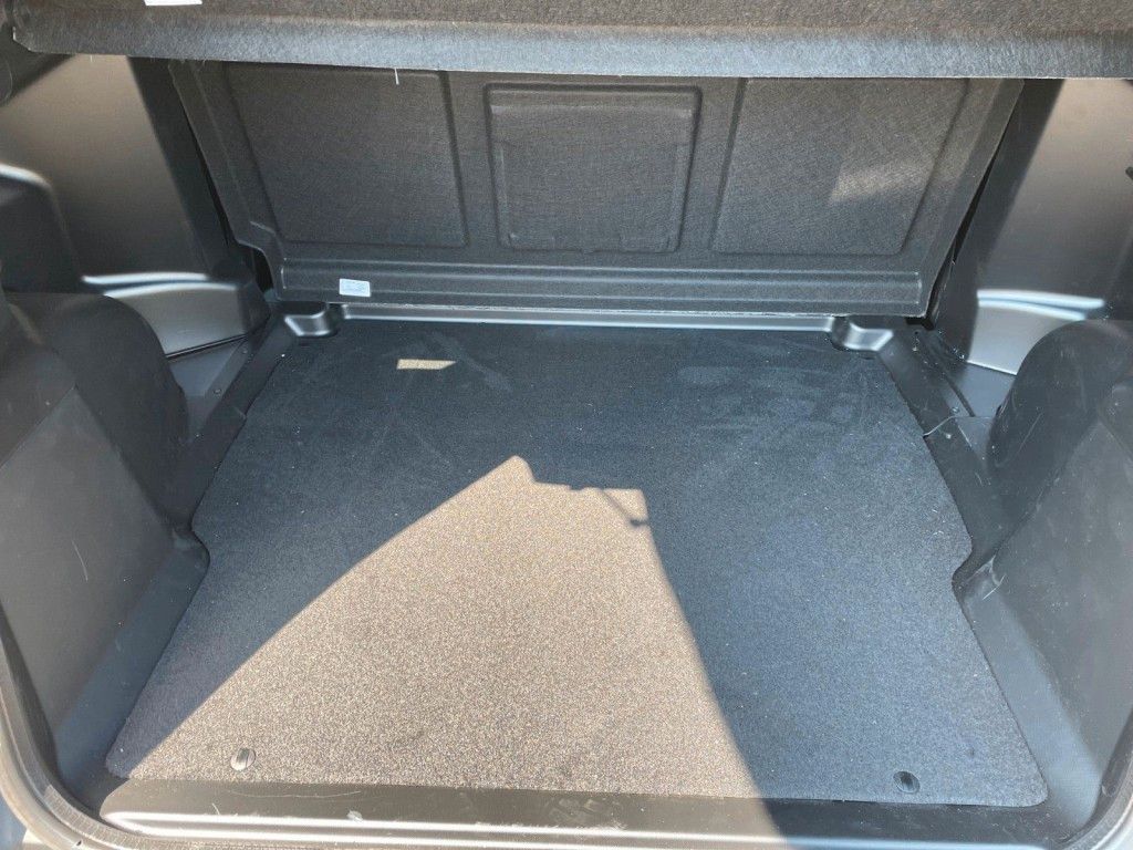 Fahrzeugabbildung Ligier M GO X + Klima + CarPlay + Sitzheizung