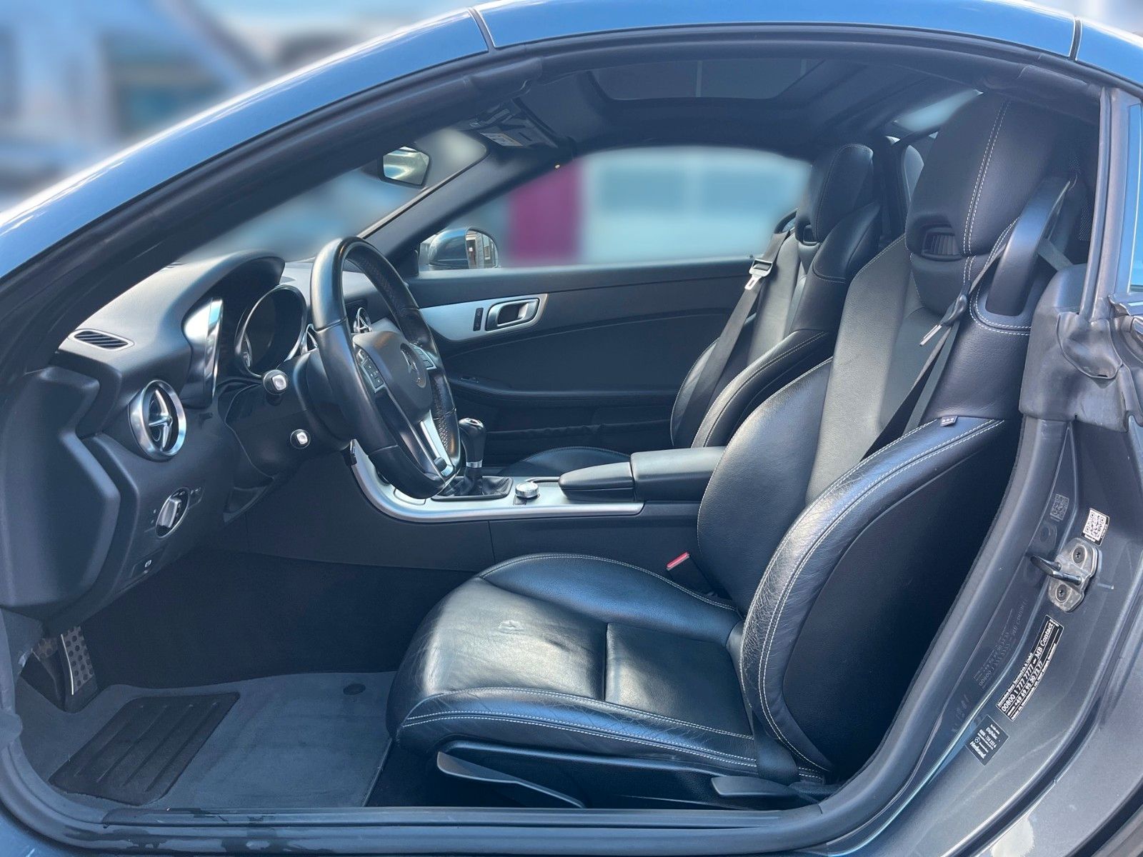 Fahrzeugabbildung Mercedes-Benz SLK 200 Roadster+Panorama-Vario+Navi+...