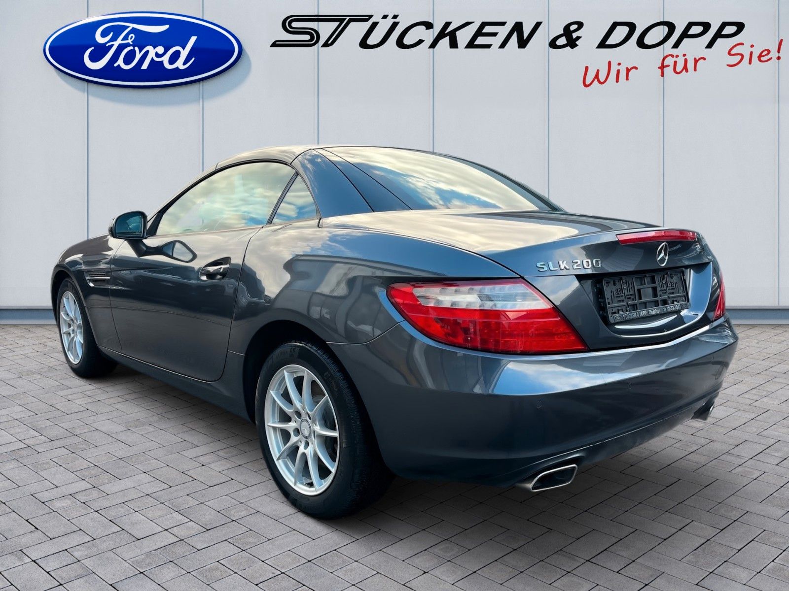 Fahrzeugabbildung Mercedes-Benz SLK 200 Roadster+Panorama-Vario+Navi+...