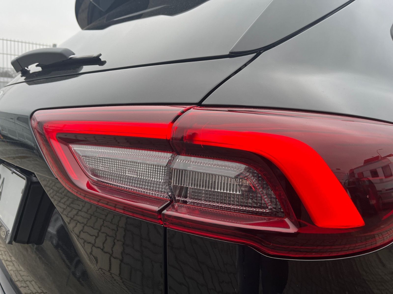 Fahrzeugabbildung Ford Kuga PHEV ST-Line X+ACC+el.AHK+Panorama-Dach+20"