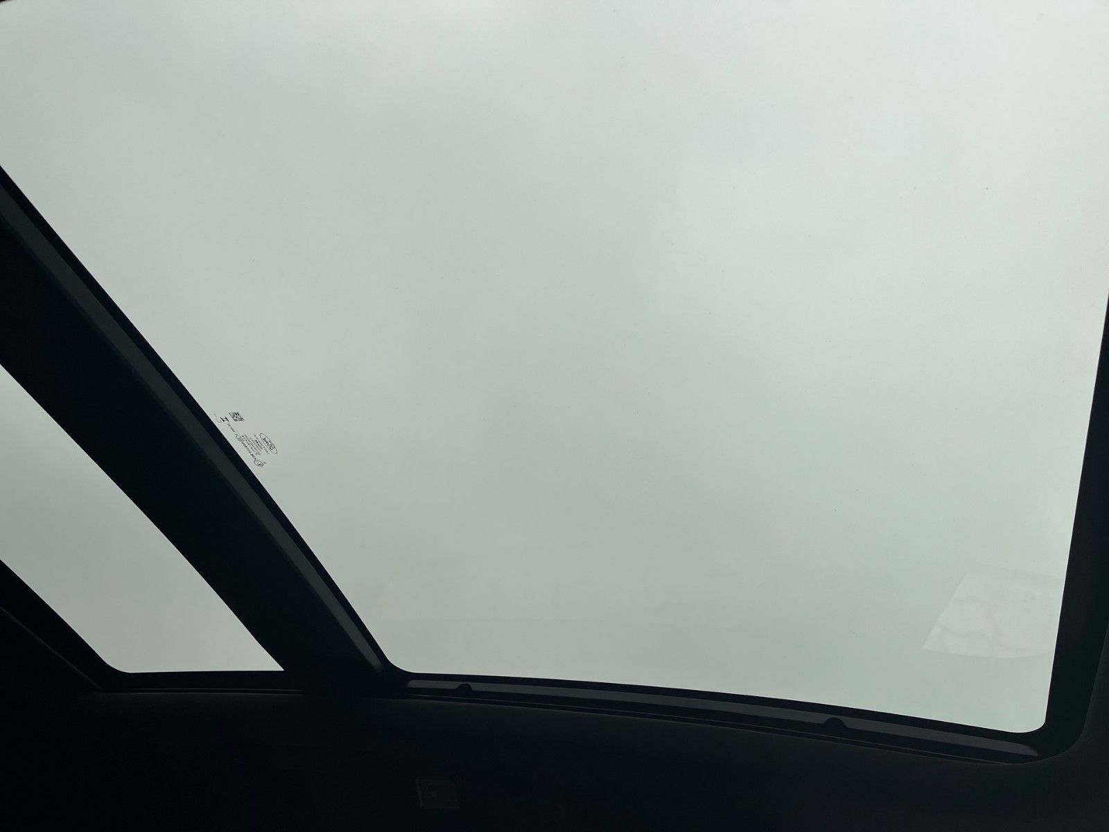 Fahrzeugabbildung Ford Kuga PHEV ST-Line X+ACC+el.AHK+Panorama-Dach+20"