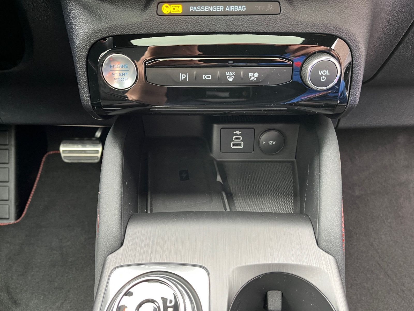 Fahrzeugabbildung Ford Kuga PHEV ST-Line X+ACC+el.AHK+Panorama-Dach+20"