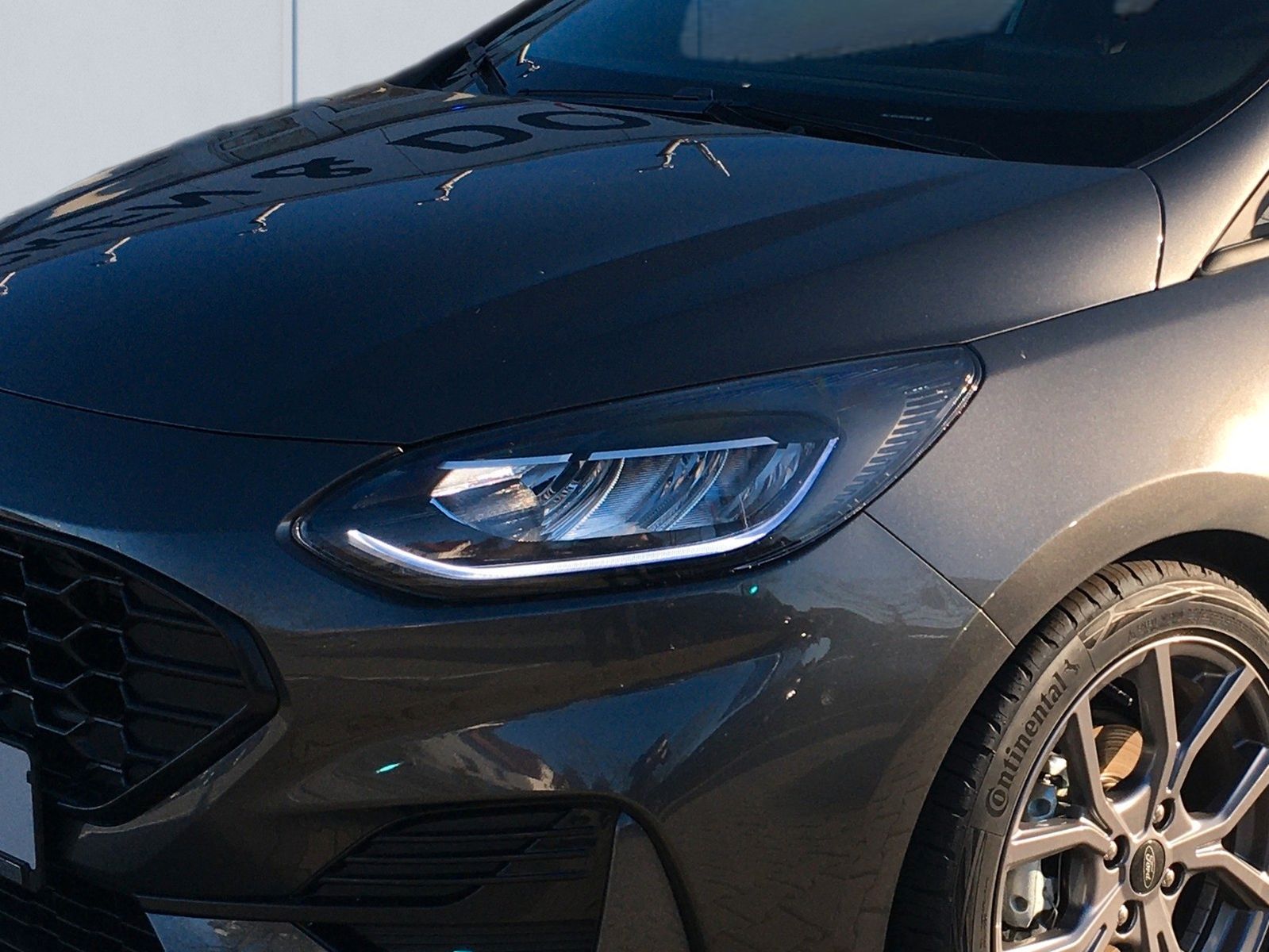 Fahrzeugabbildung Ford Fiesta 1.0 EcoBoost ST-Line +LED+...