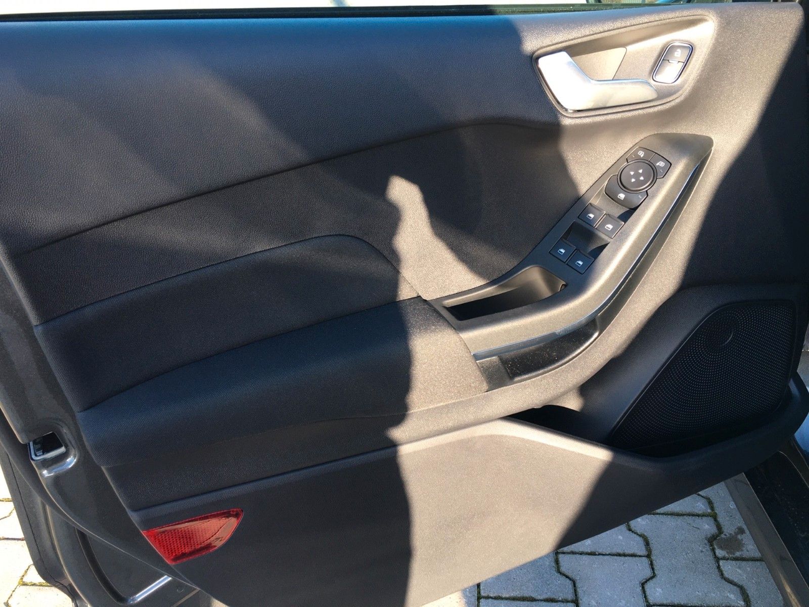 Fahrzeugabbildung Ford Fiesta 1.0 EcoBoost ST-Line +LED+...
