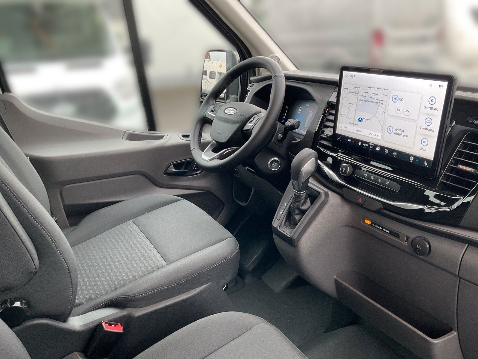 Fahrzeugabbildung Ford Transit Pritsche 350 L3 Doppelkabine Trend