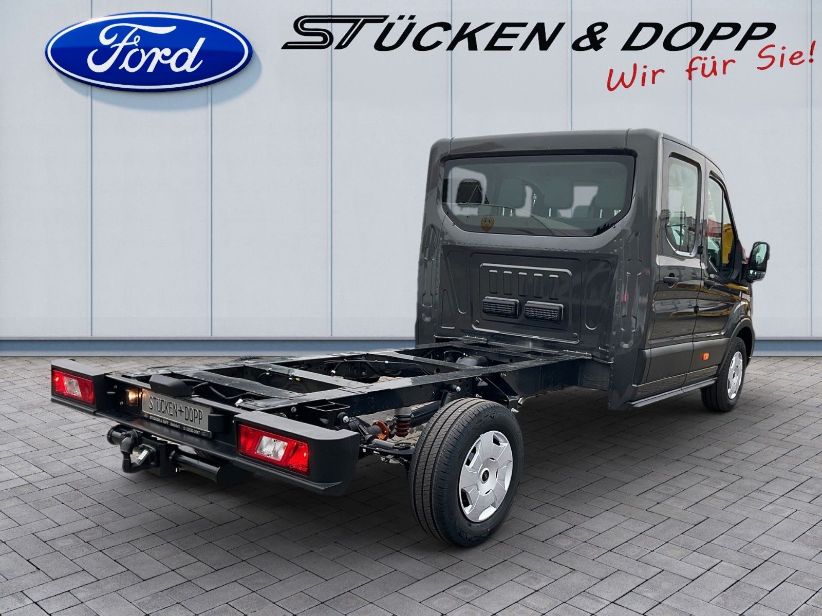 Fahrzeugabbildung Ford Transit Pritsche 350 L3 Doppelkabine Trend