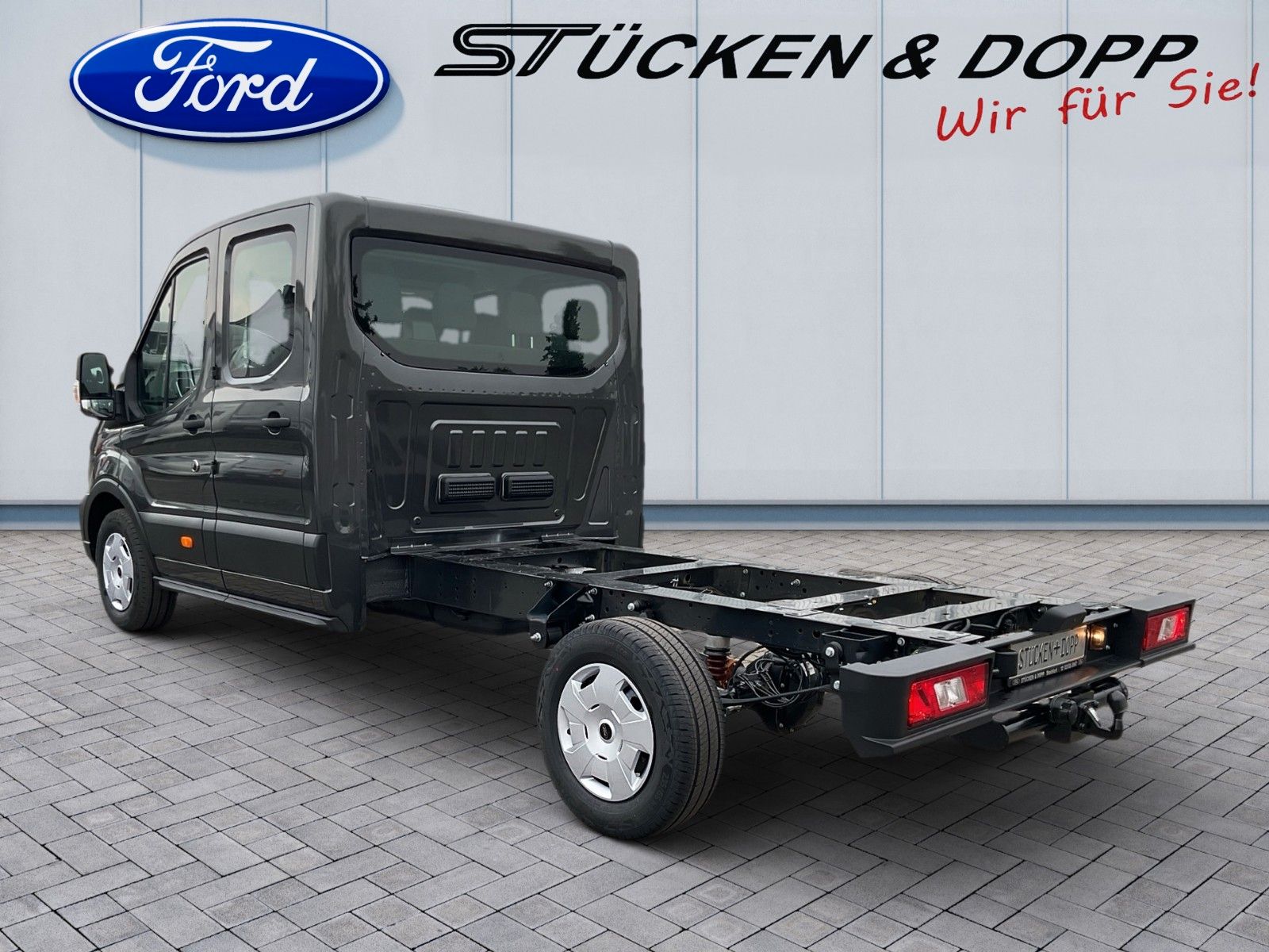 Fahrzeugabbildung Ford Transit Pritsche 350 L3 Doppelkabine Trend