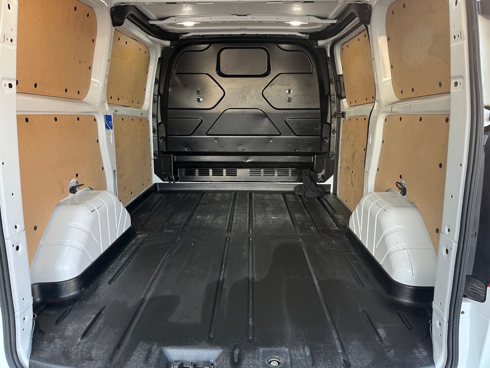 Fahrzeugabbildung Ford Transit Custom Kasten 310 L1 Sport