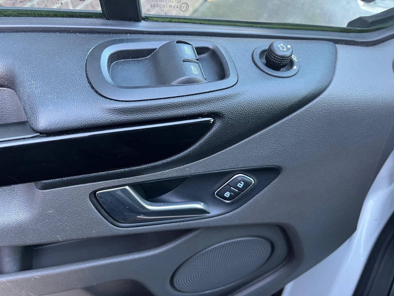 Fahrzeugabbildung Ford Transit Custom Kasten 310 L1 Sport