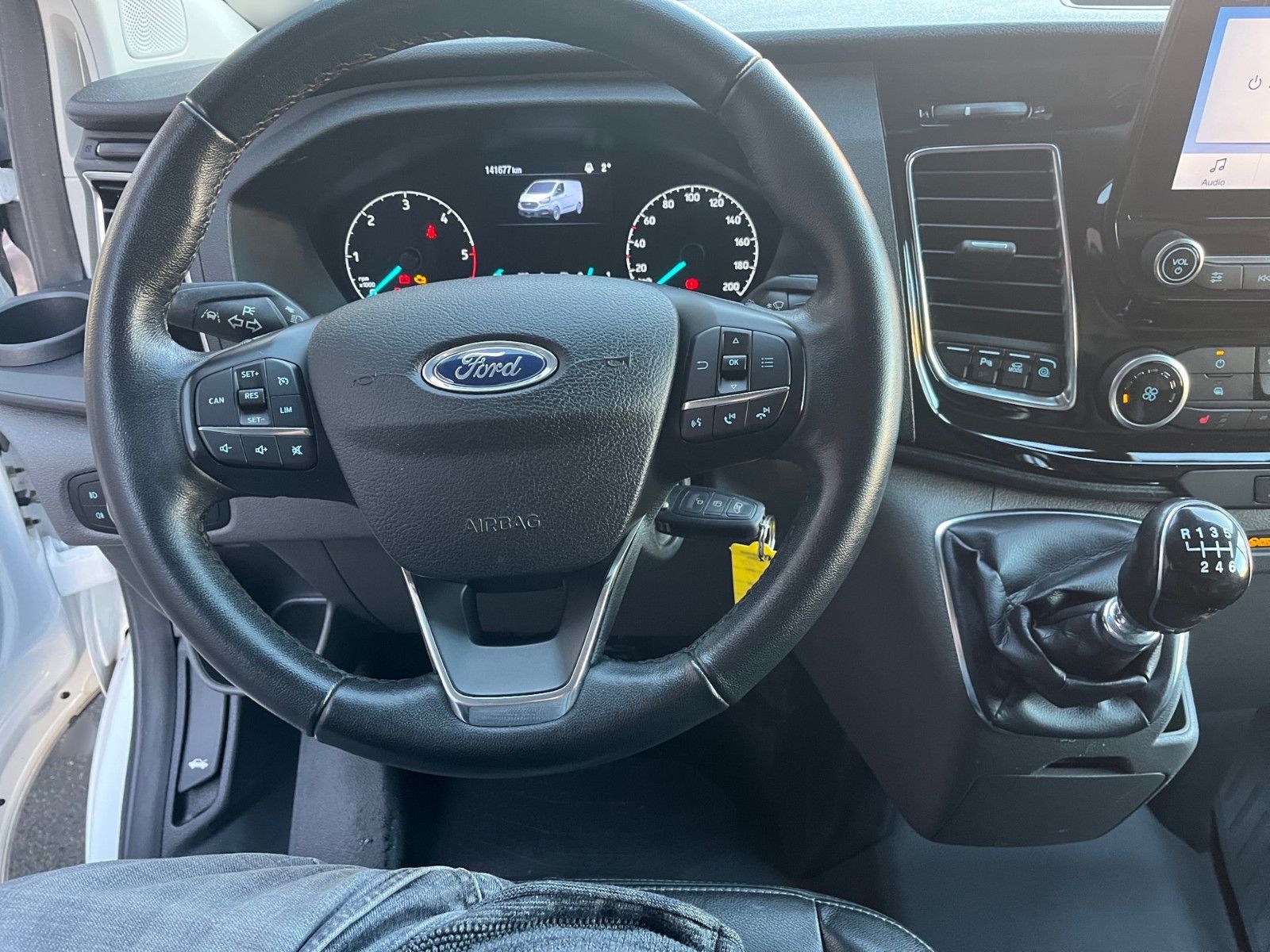 Fahrzeugabbildung Ford Transit Custom Kasten 310 L1 Sport