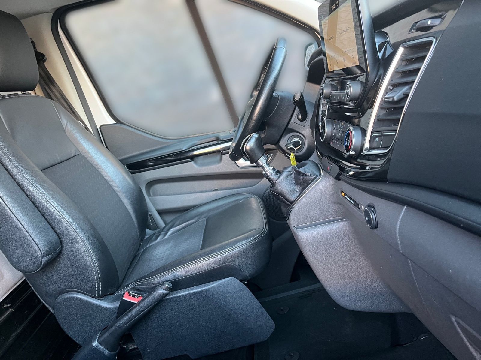 Fahrzeugabbildung Ford Transit Custom Kasten 310 L1 Sport