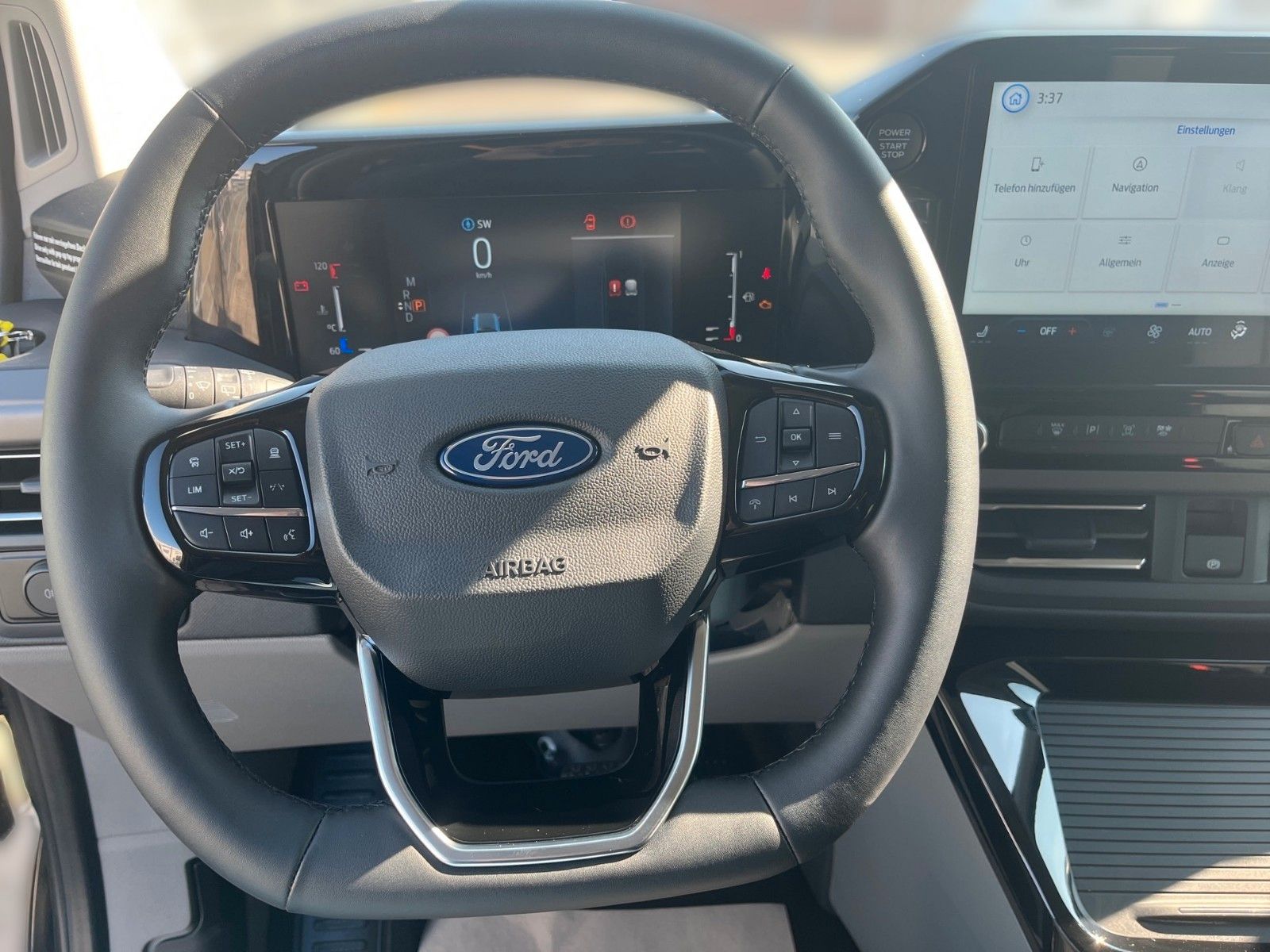 Fahrzeugabbildung Ford Nugget AD Titanium Allrad