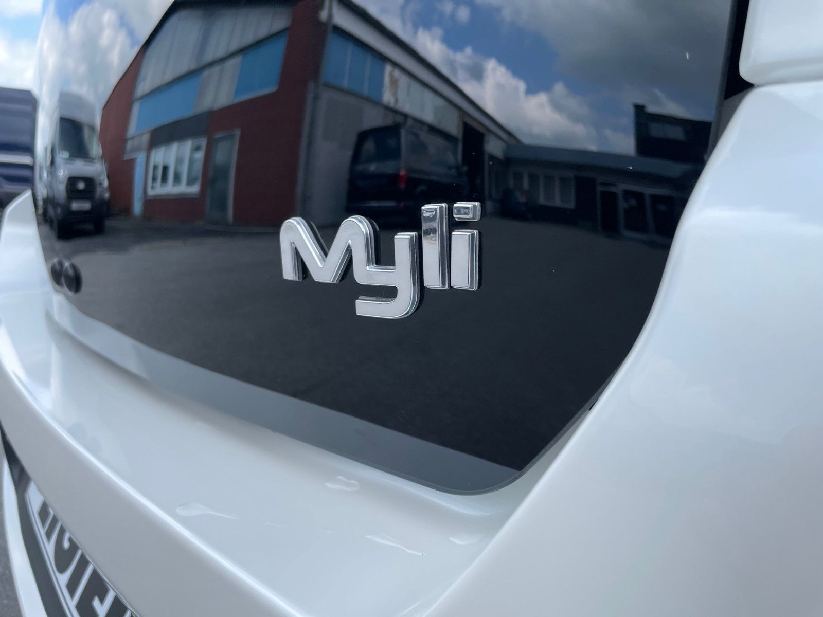 Fahrzeugabbildung Ligier Myli E.pic