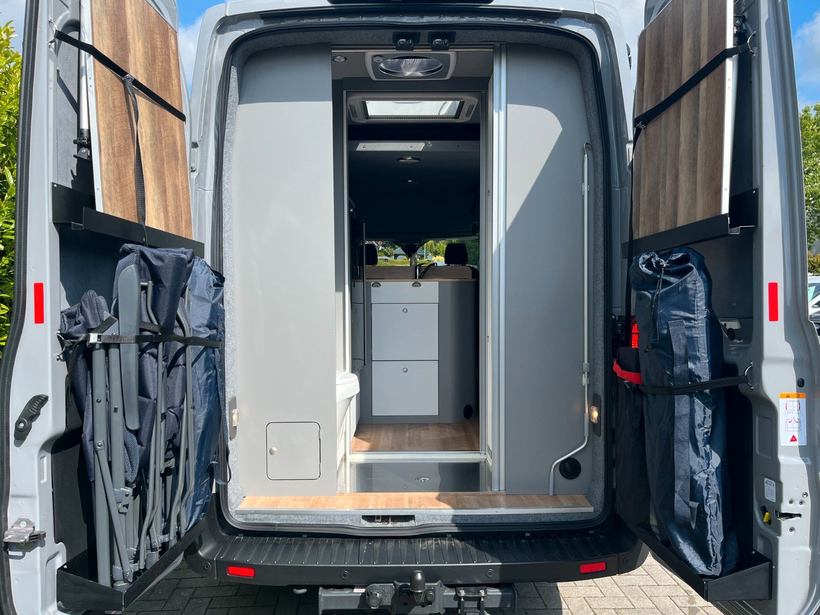 Fahrzeugabbildung Ford MATIST Family XL