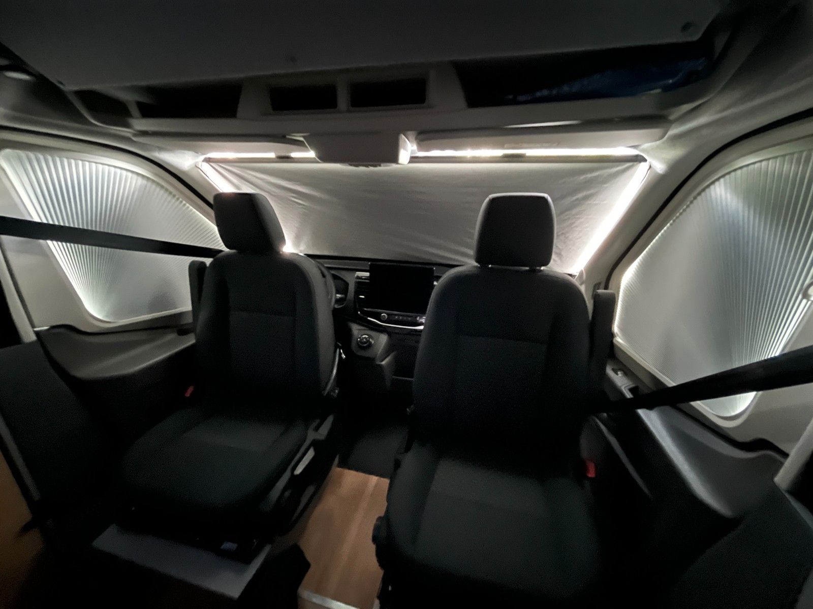 Fahrzeugabbildung Ford MATIST Family L Modell 26 OFFROAD Paket