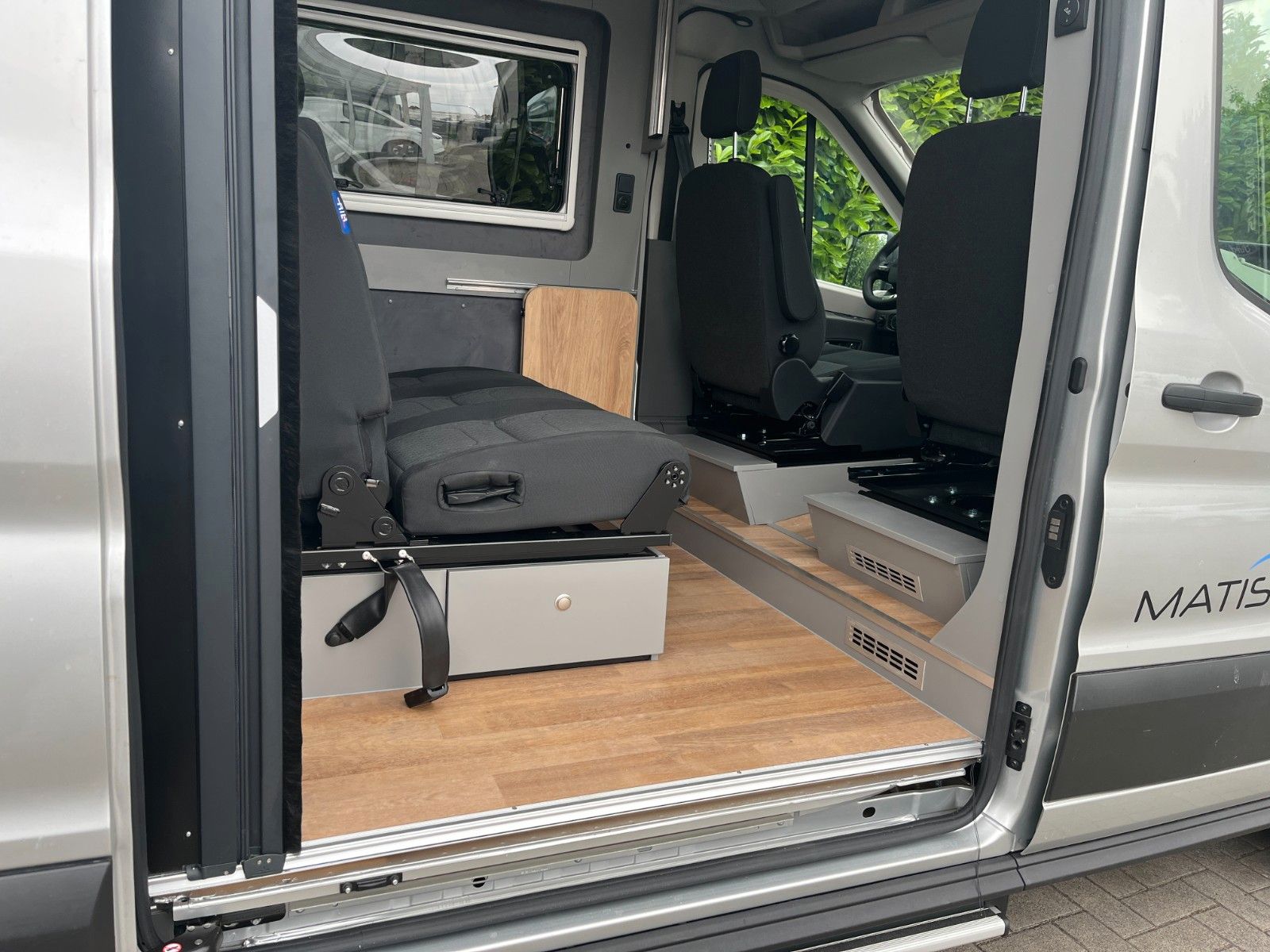Fahrzeugabbildung Ford MATIST Family L Modell 26 OFFROAD Paket