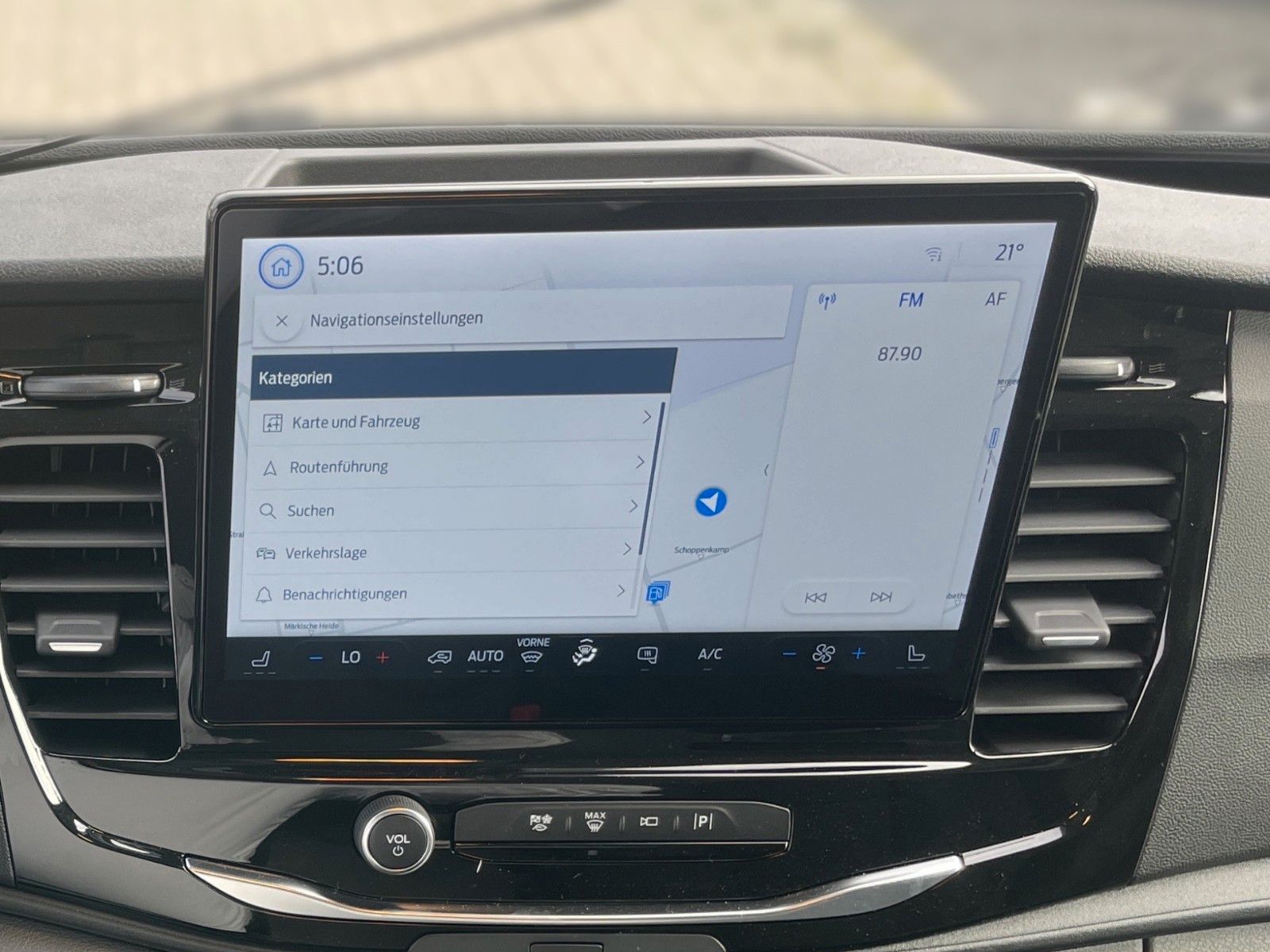 Fahrzeugabbildung Ford E-Transit 390 L3 H3 Kastenwagen Trend