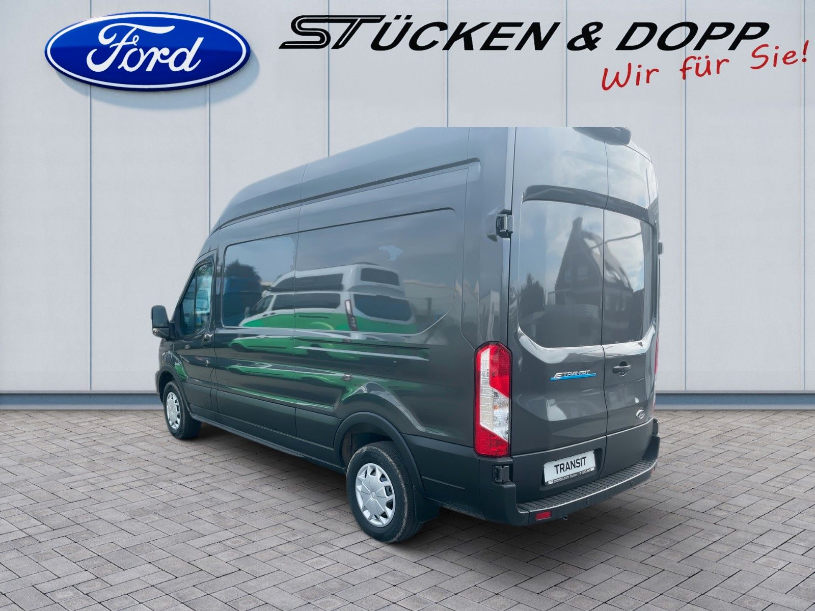 Fahrzeugabbildung Ford E-Transit 390 L3 H3 Kastenwagen Trend