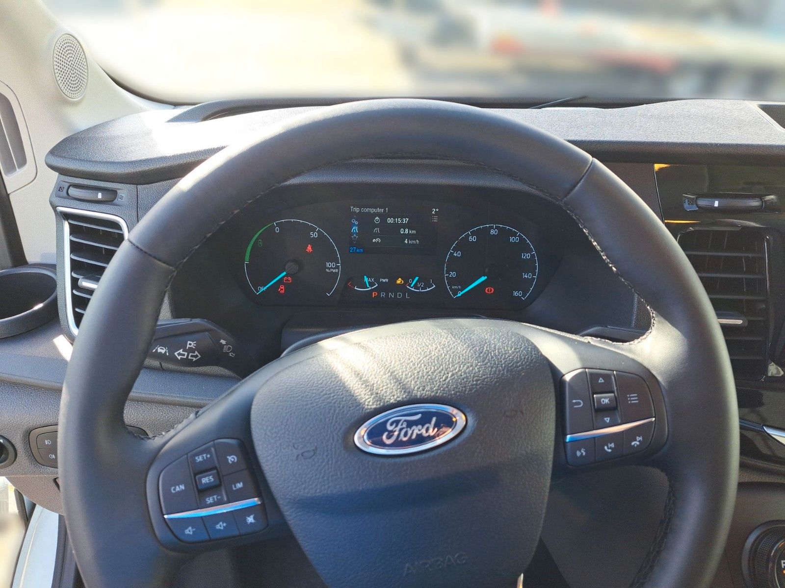 Fahrzeugabbildung Ford E-Transit Kasten 350 L3 H2 Trend