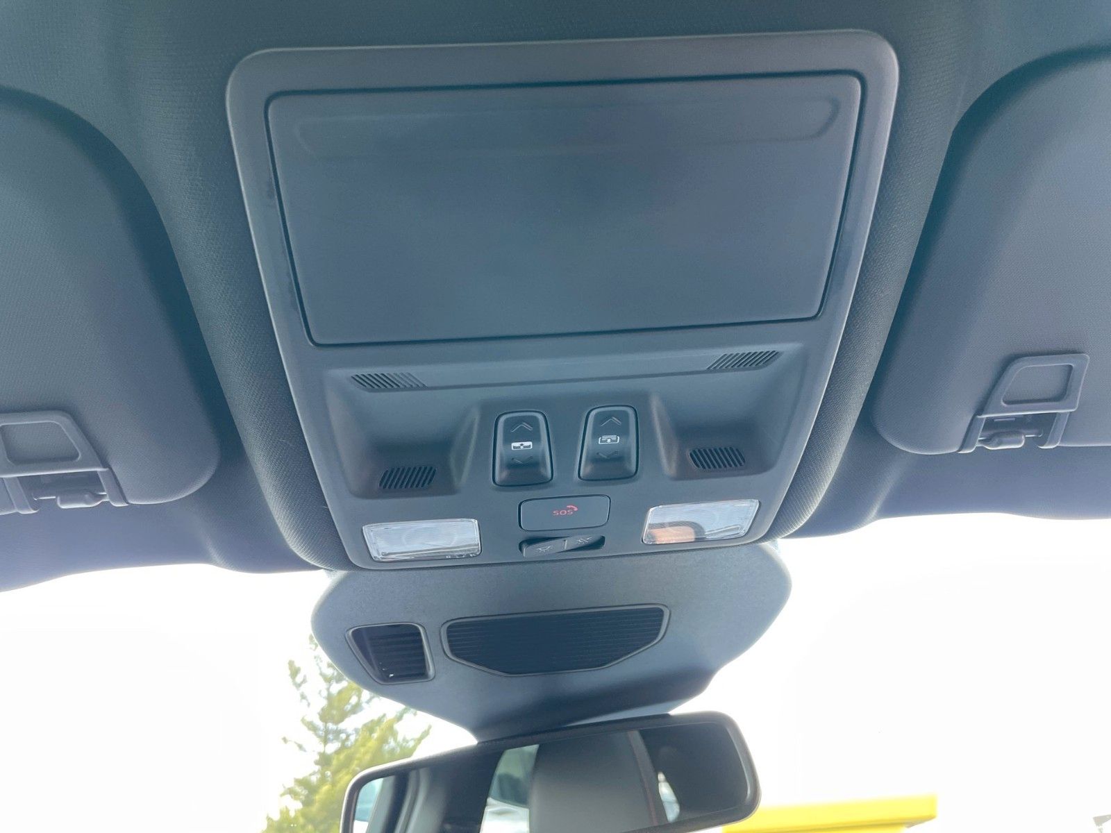 Fahrzeugabbildung Ford Kuga PHEV ST-Line X+ACC+AHK+Panoarama+20" LMF+..