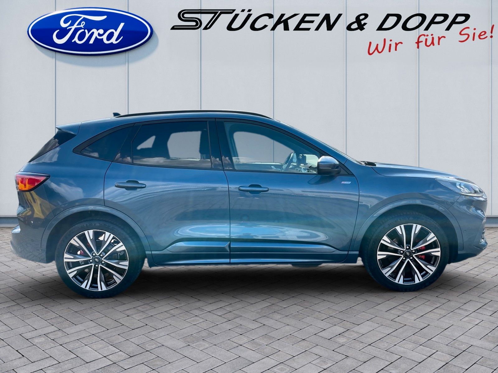 Fahrzeugabbildung Ford Kuga PHEV ST-Line X+ACC+AHK+Panoarama+20" LMF+..