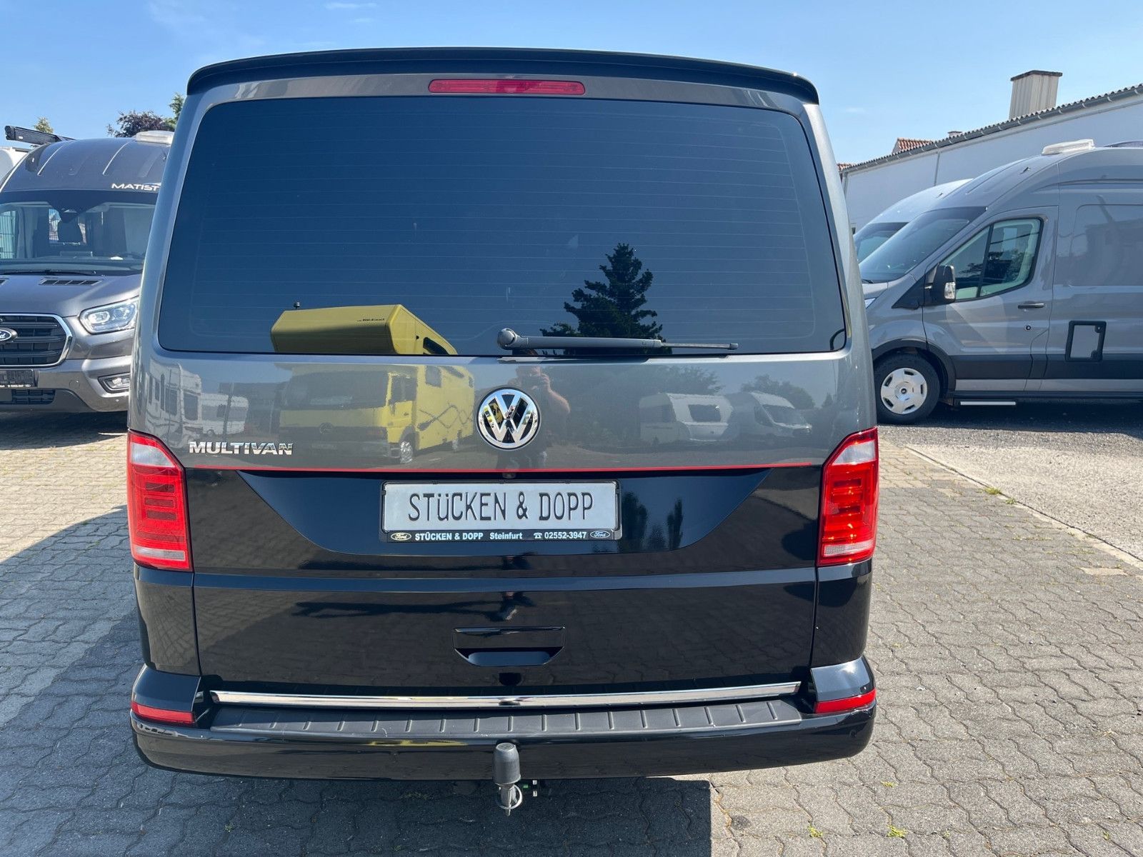 Fahrzeugabbildung Volkswagen T6 Transporter Bus Multivan Highline