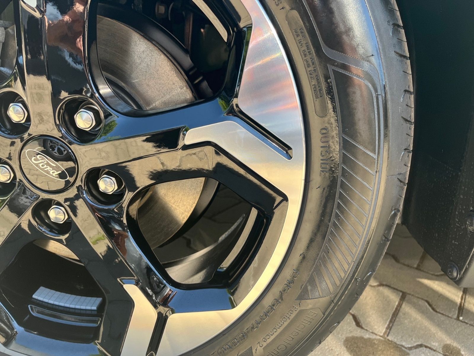 Fahrzeugabbildung Ford Tourneo Courier Active