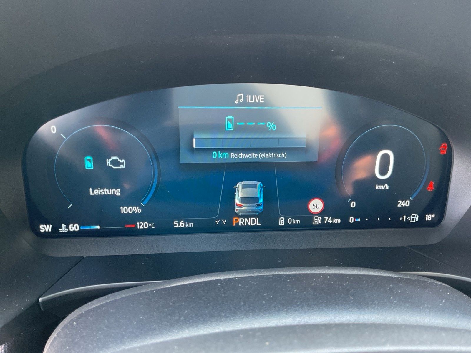 Fahrzeugabbildung Ford Kuga 2.5 PHEV ST-Line X+Panorama+Matrix-LED+AHK+