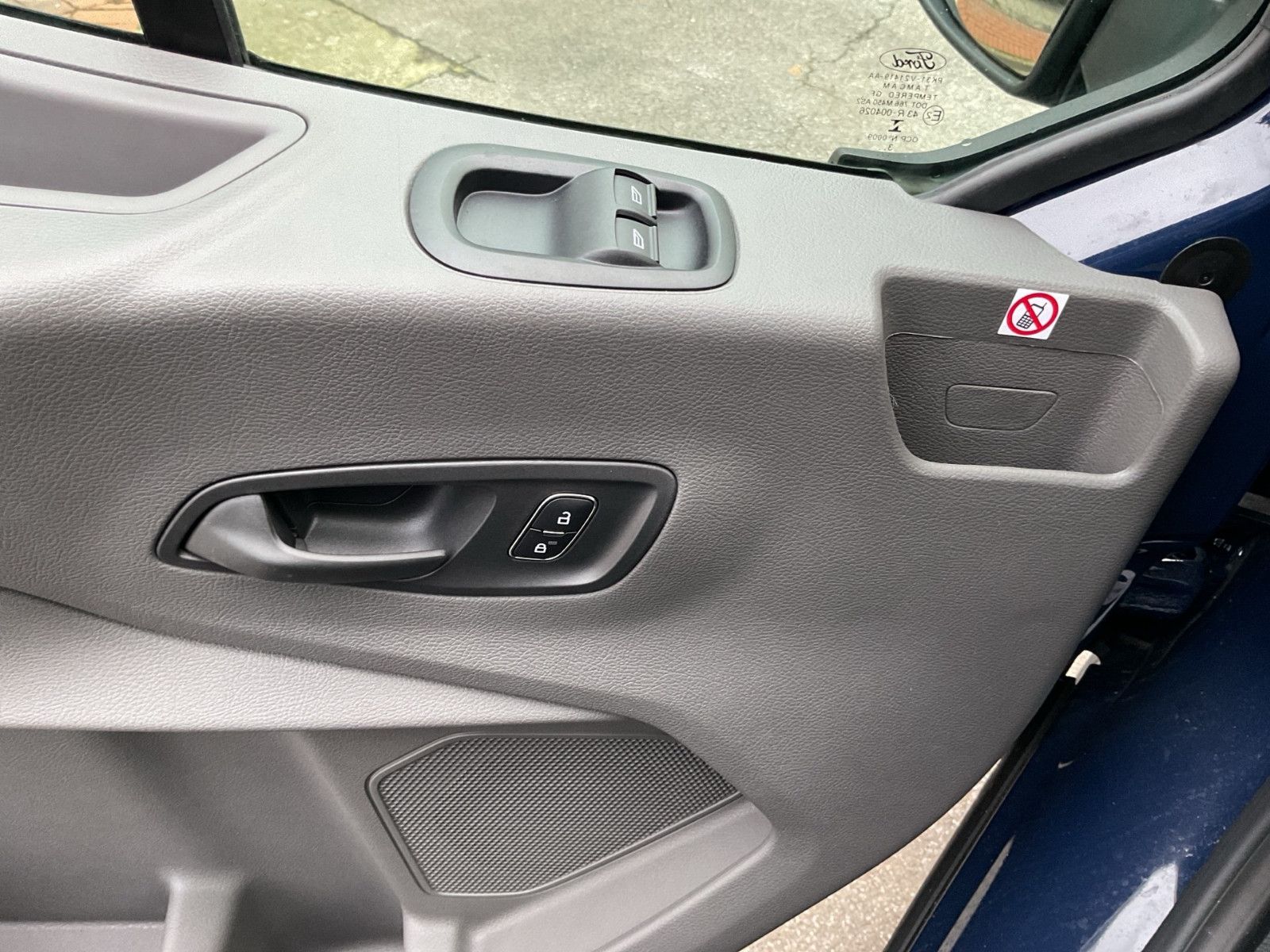 Fahrzeugabbildung Ford Transit Kasten 350 L3 H3 Trend EINZELSITZ