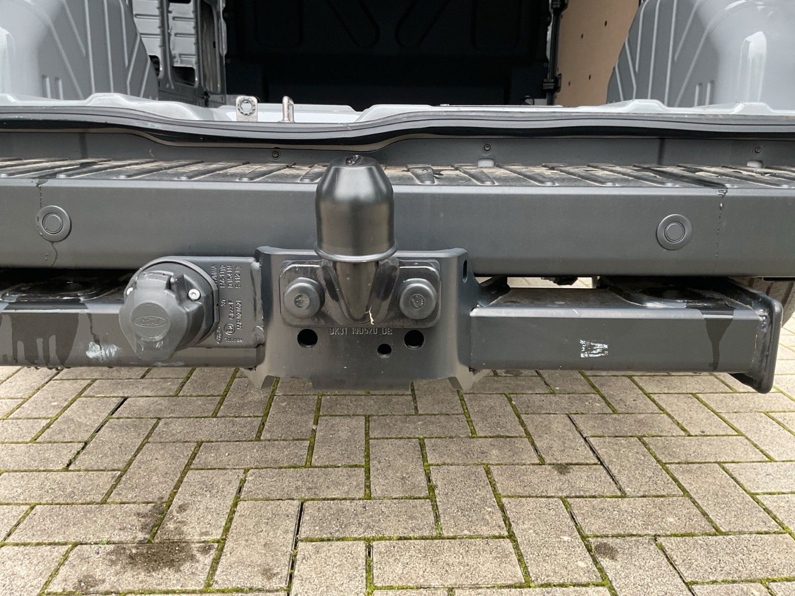 Fahrzeugabbildung Ford Transit Kasten 350 L2 H3 Trend Einzelsitz