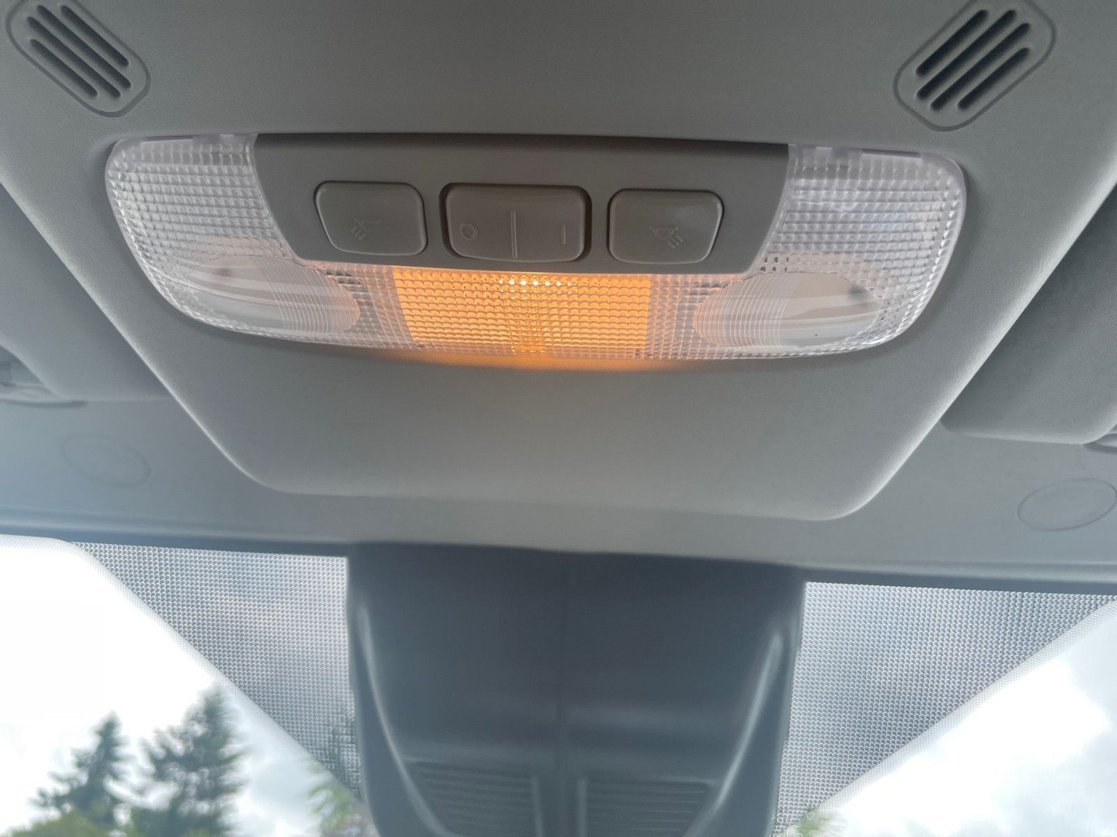 Fahrzeugabbildung Ford Transit Pritsche DOKA 350 L3 Trend