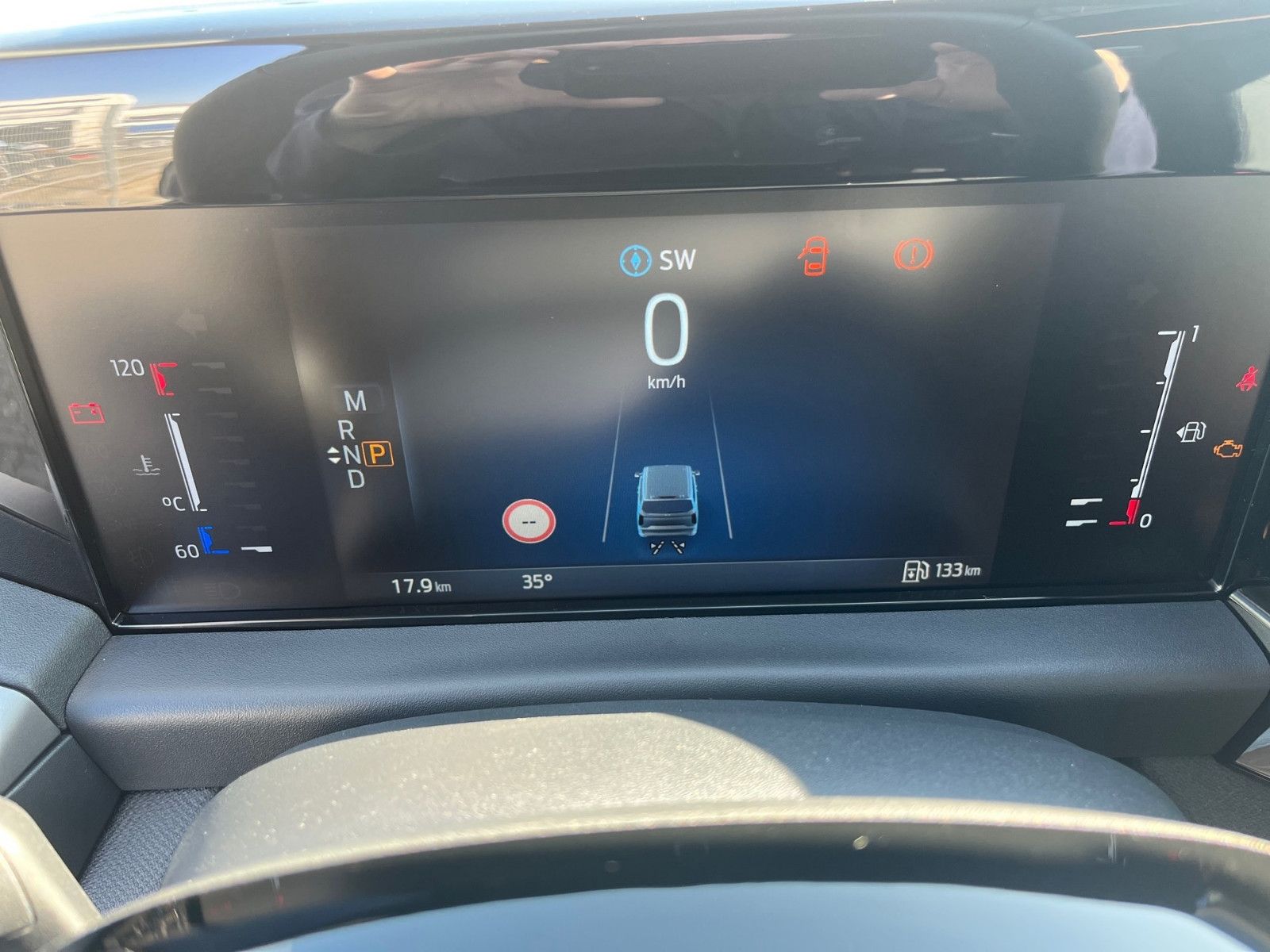 Fahrzeugabbildung Ford Nugget AD Titanium Allrad