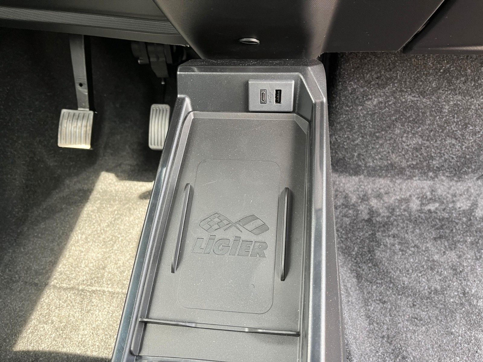 Fahrzeugabbildung Ligier JS 50 Select