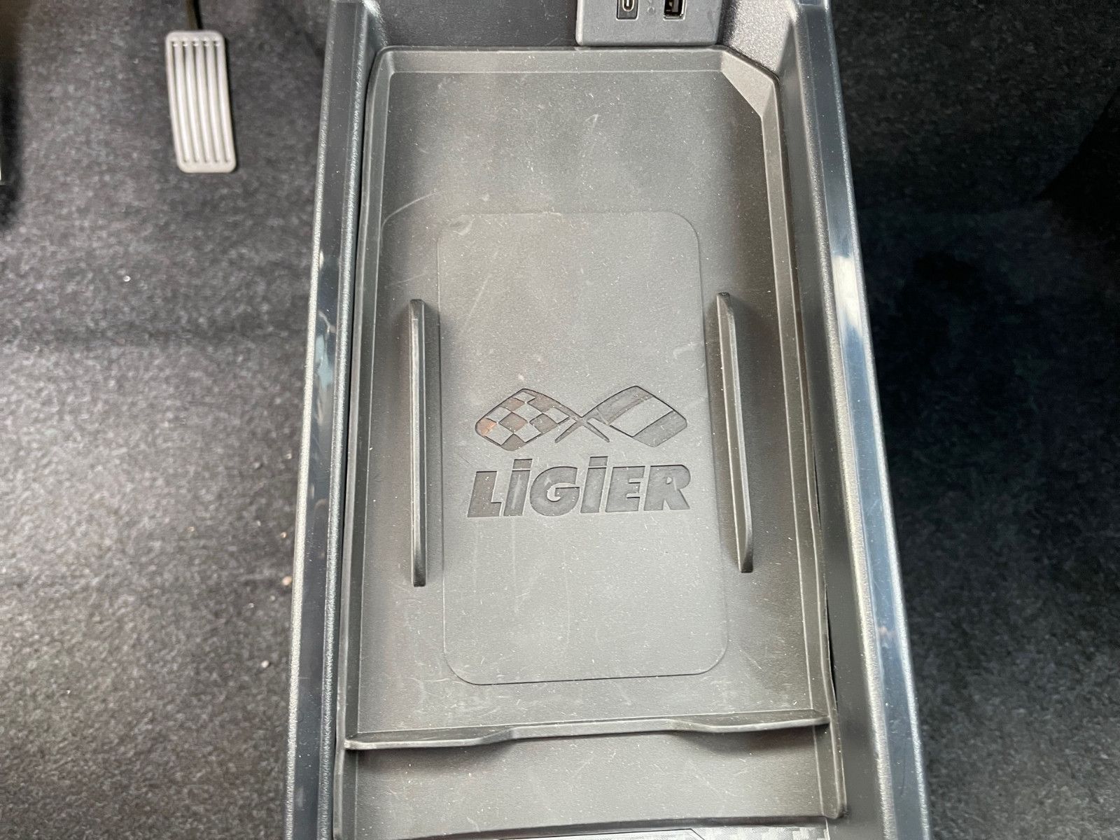 Fahrzeugabbildung Ligier Myli R.ebel