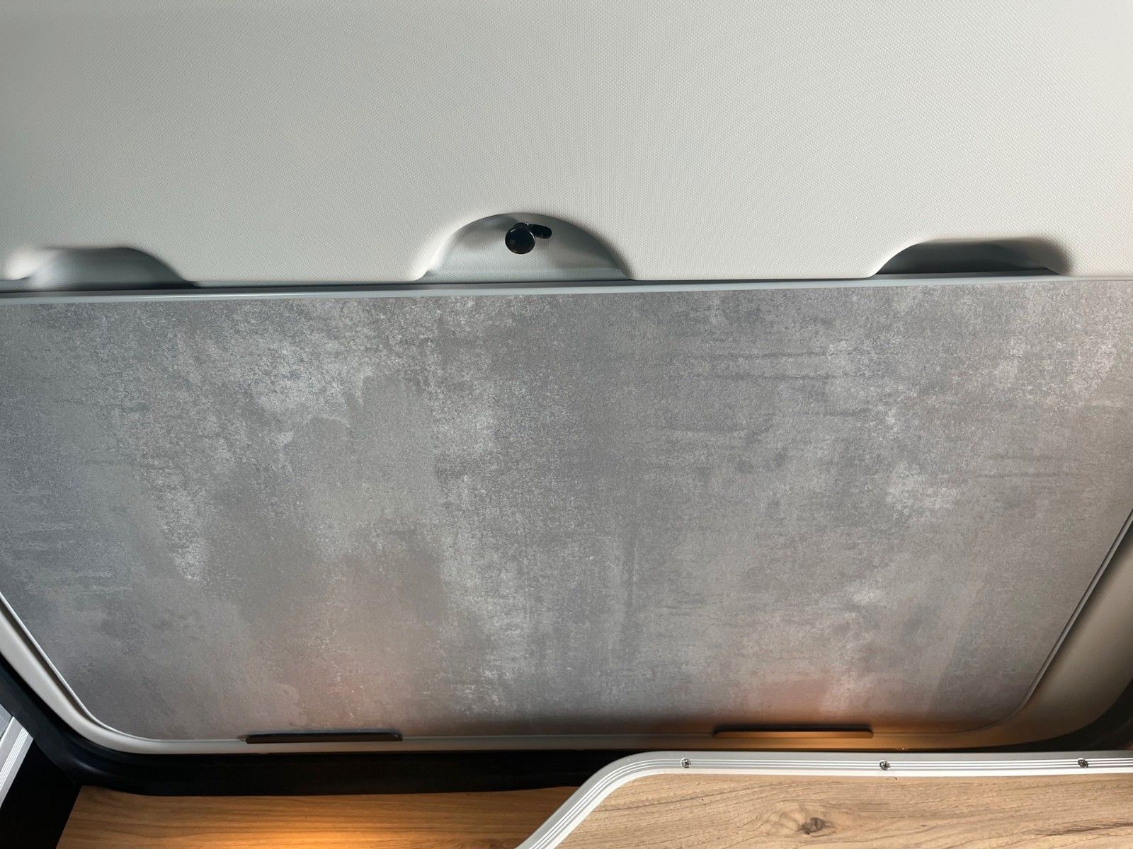 Fahrzeugabbildung Ford Nugget Plus AD Titanium 0,99 % Finanzierung