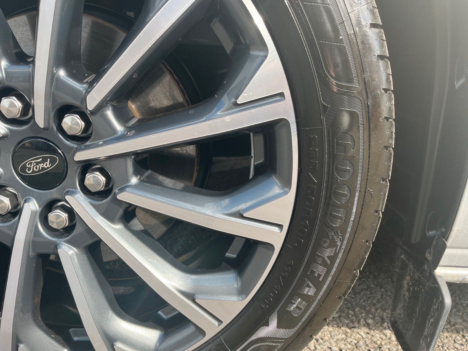 Fahrzeugabbildung Ford Nugget Plus AD Titanium 0,99 % Finanzierung