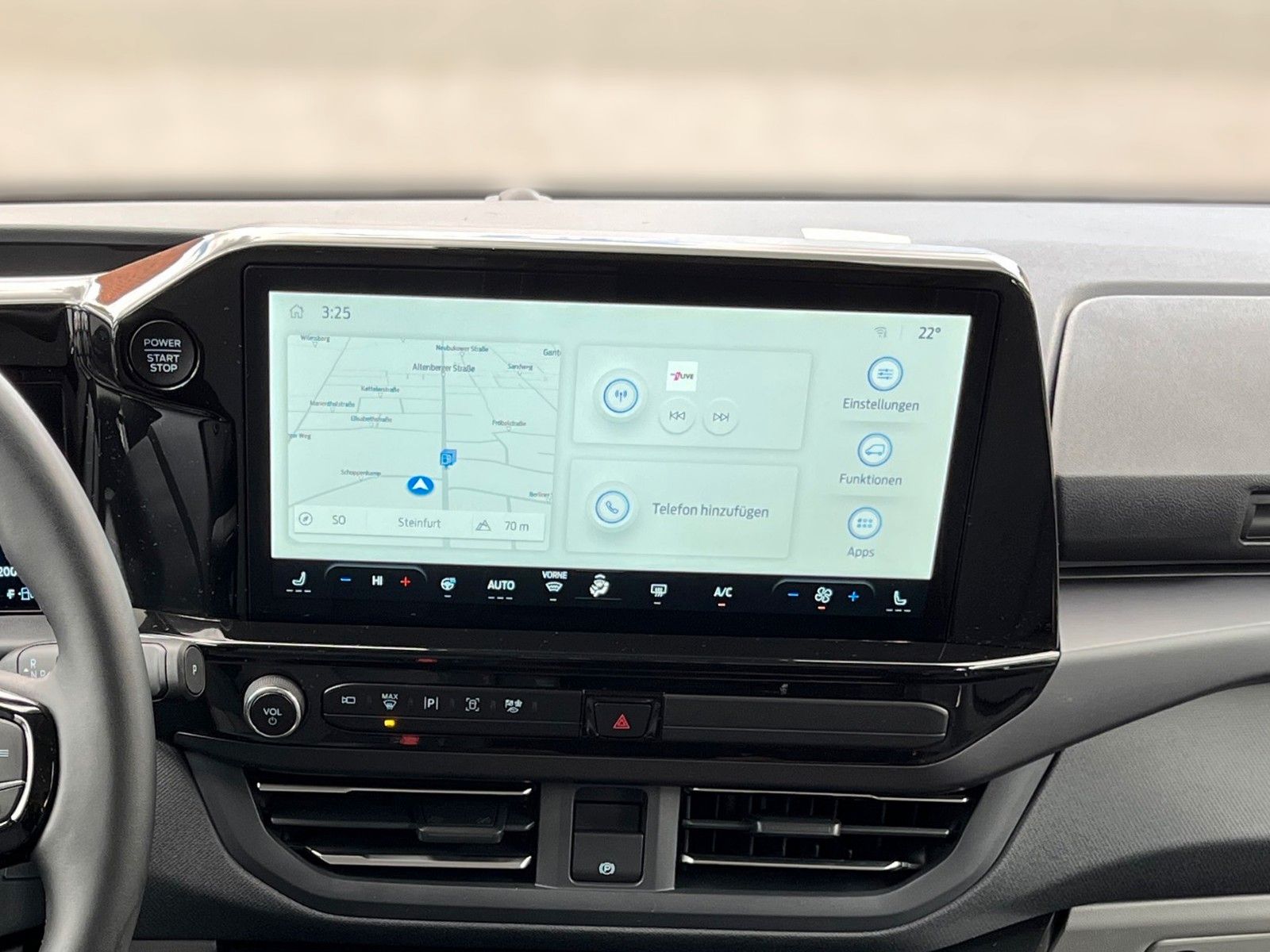 Fahrzeugabbildung Ford Nugget Plus AD Titanium 0,99 % Finanzierung