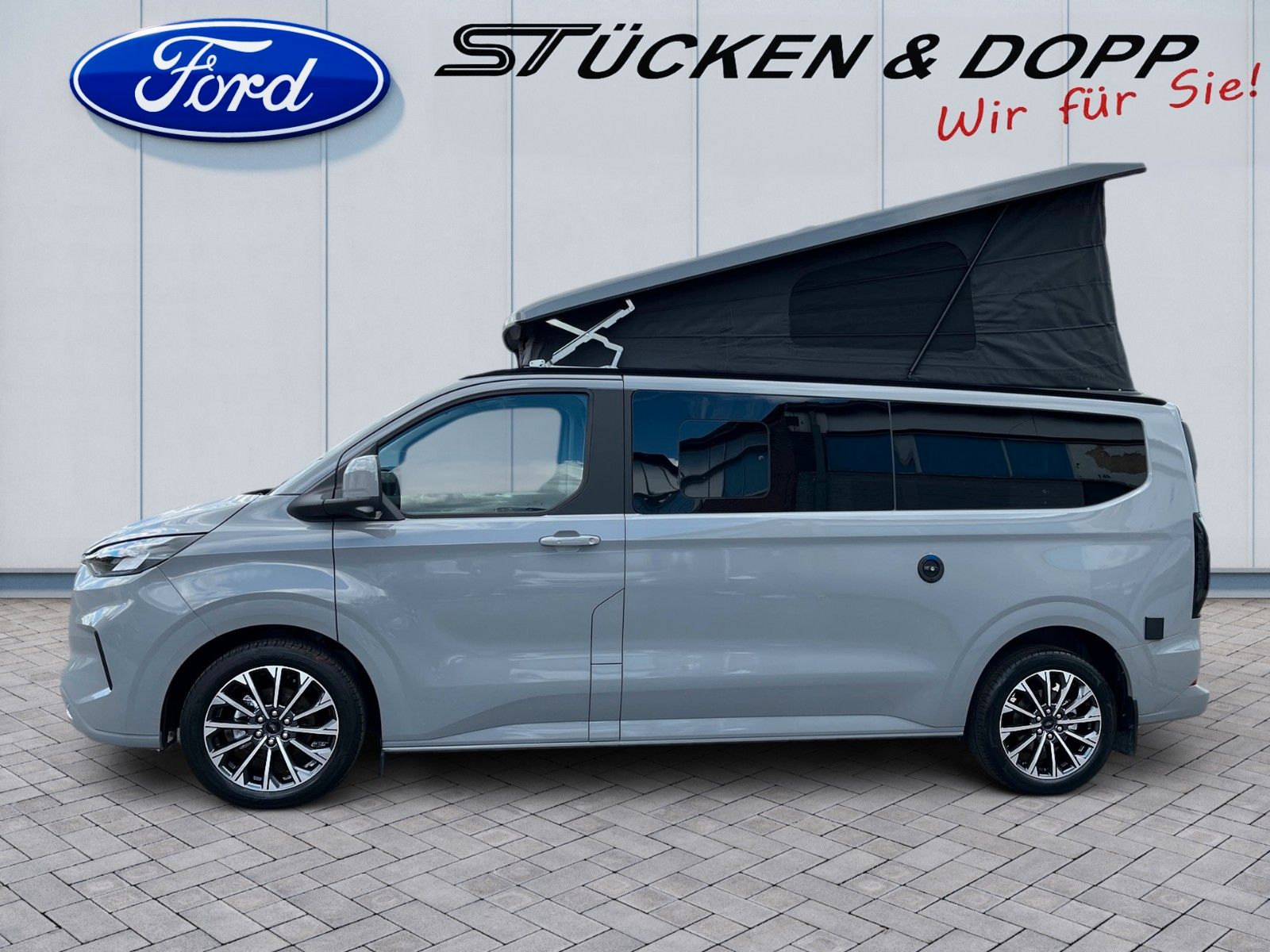 Fahrzeugabbildung Ford Nugget Plus AD Titanium 0,99 % Finanzierung