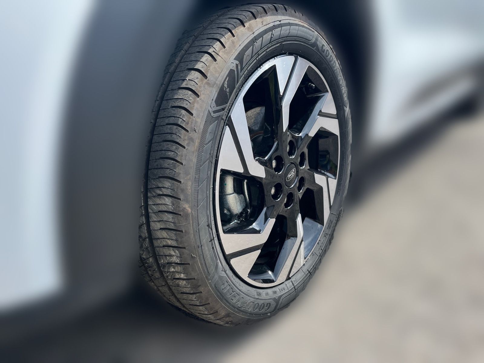 Fahrzeugabbildung Ford Nugget Plus AD Active 0,99 % Finanzierungg
