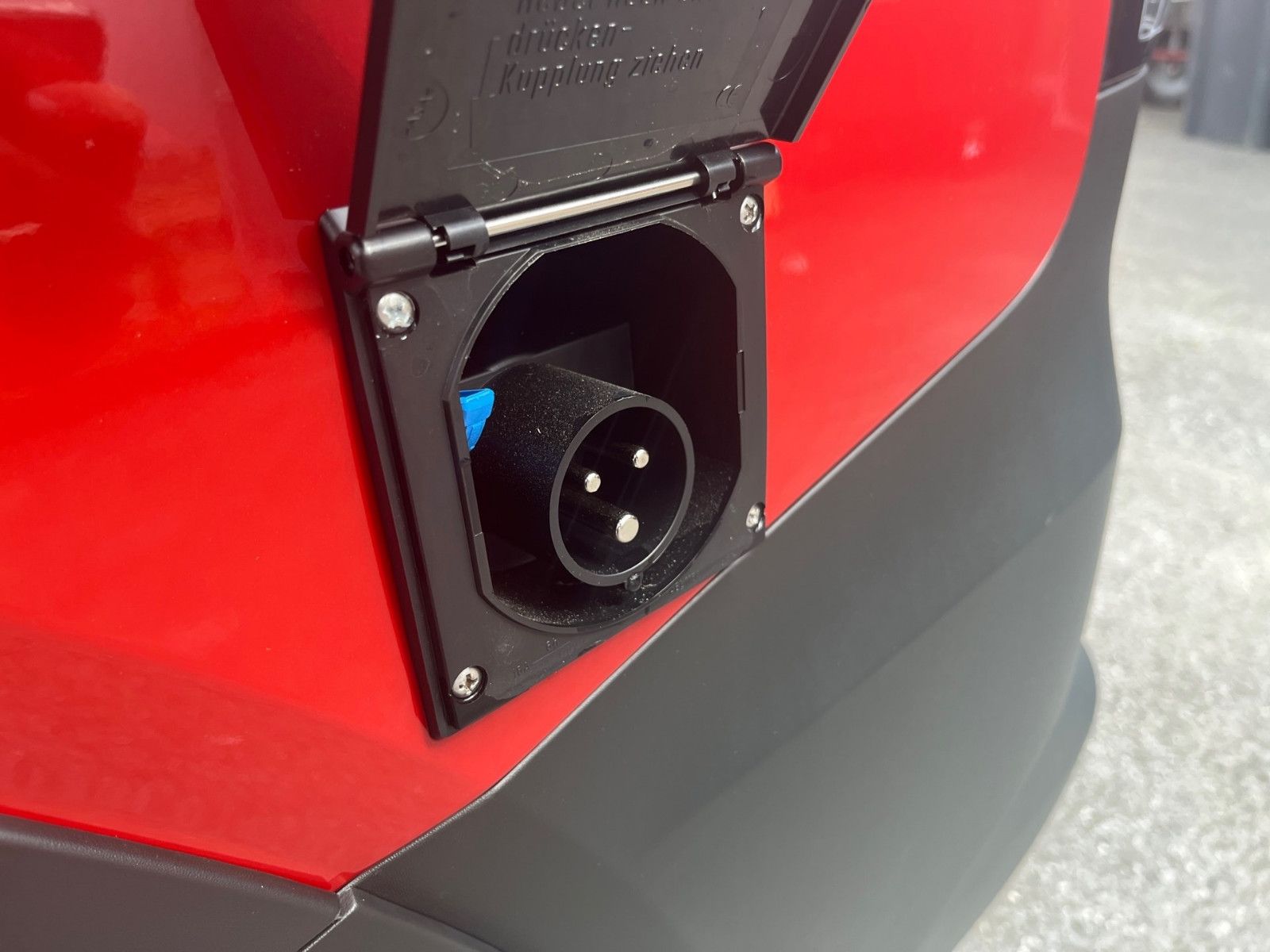 Fahrzeugabbildung Ford Nugget Plus AD Active 0,99 % Finanzierung