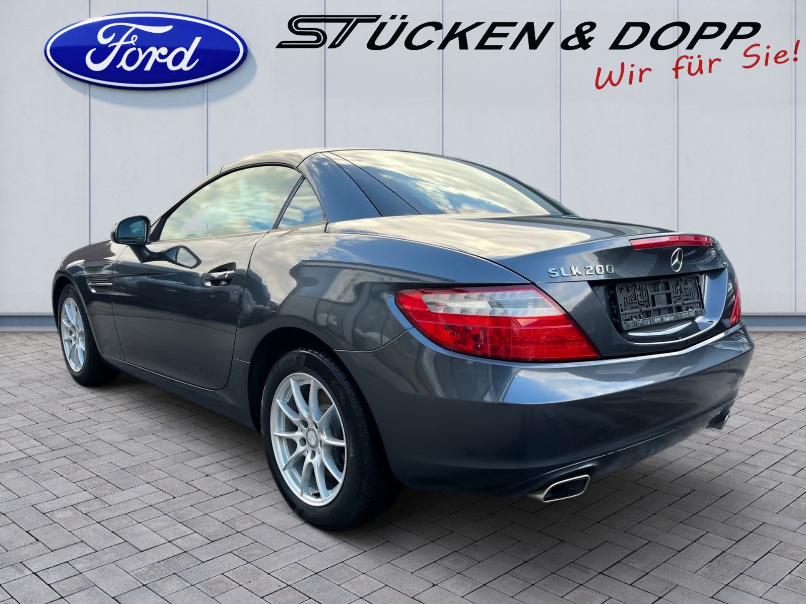 Fahrzeugabbildung Mercedes-Benz SLK 200 Roadster+Panorama-Vario+Navi+...