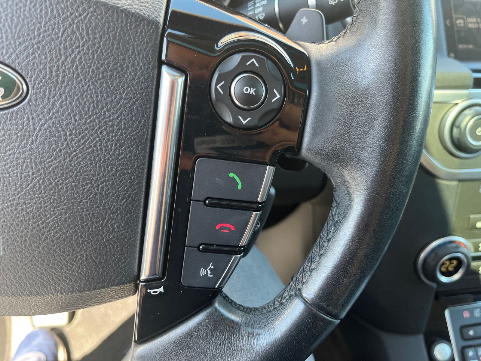 Fahrzeugabbildung Land Rover Discovery 4 SDV6 HSE