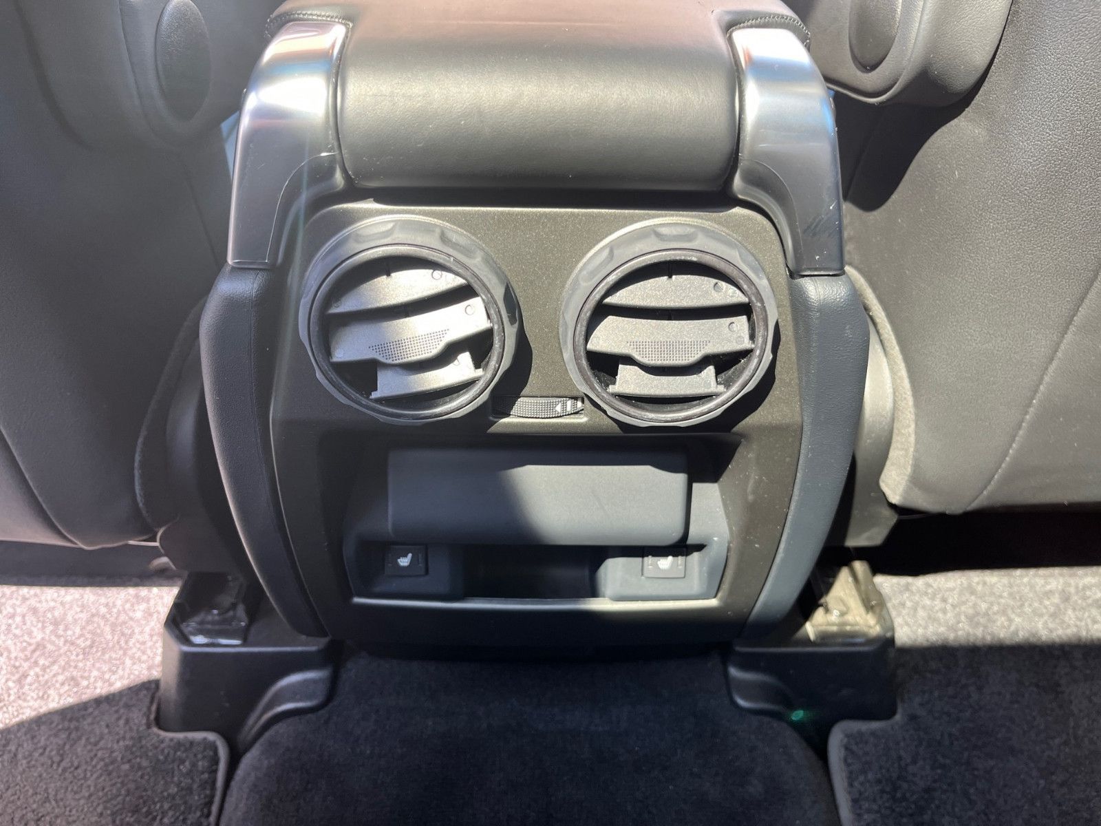 Fahrzeugabbildung Land Rover Discovery 4 SDV6 HSE